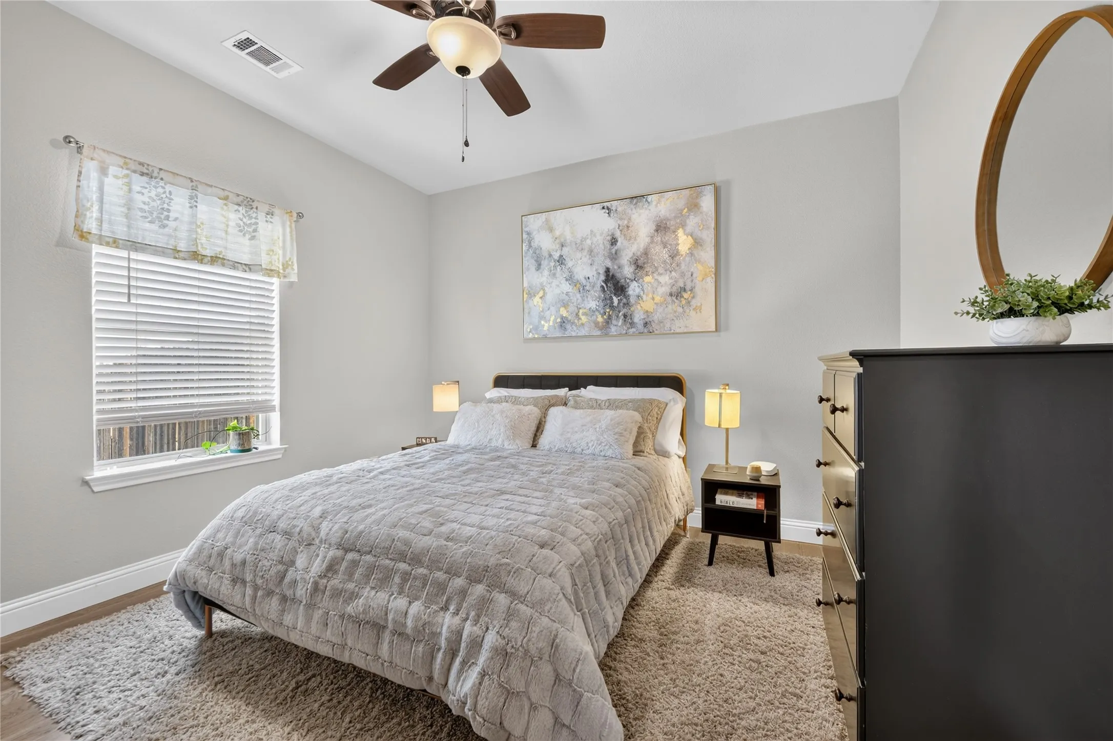 Single Family Residence For Sale in Tarrant County , 5220 Sonata Trail, Fort Worth, Texas 76126, 4 Bedroom, 3 Bathroom, 2 Garage spaces, 2,283 Sqft, built in 2019, mls#21395250, Real Estate Agent in Fort Worth, Homes For Sale in Tarrant county, Homes For Sale in Fort Worth, Realtor in Fort Worth Texas, Real Estate Brokerage Independent Realty Texas, Luminita Cordes Realtor