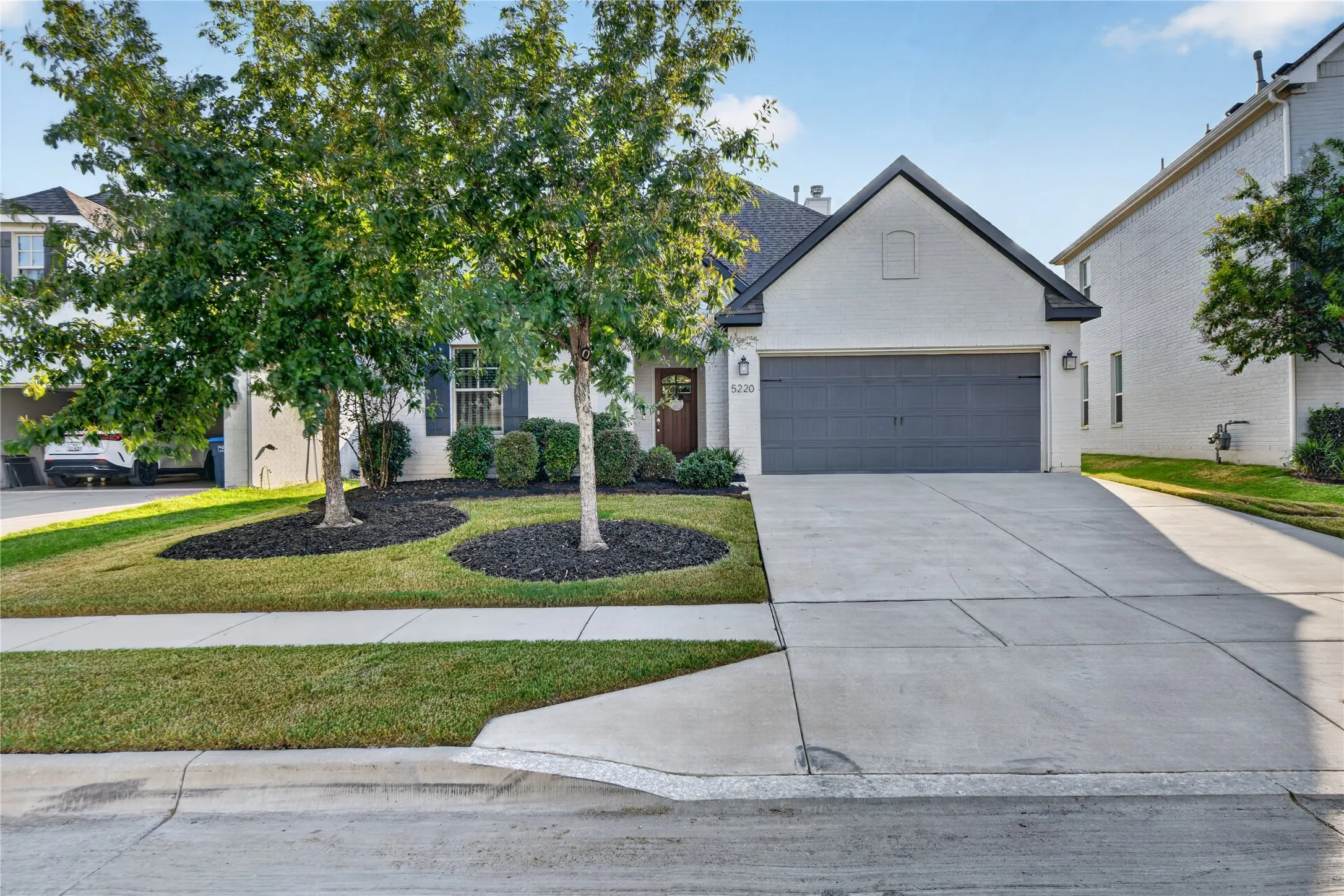 Single Family Residence For Sale in Tarrant County , 5220 Sonata Trail, Fort Worth, Texas 76126, 4 Bedroom, 3 Bathroom, 2 Garage spaces, 2,283 Sqft, built in 2019, mls#21395250, Real Estate Agent in Fort Worth, Homes For Sale in Tarrant county, Homes For Sale in Fort Worth, Realtor in Fort Worth Texas, Real Estate Brokerage Independent Realty Texas, Luminita Cordes Realtor