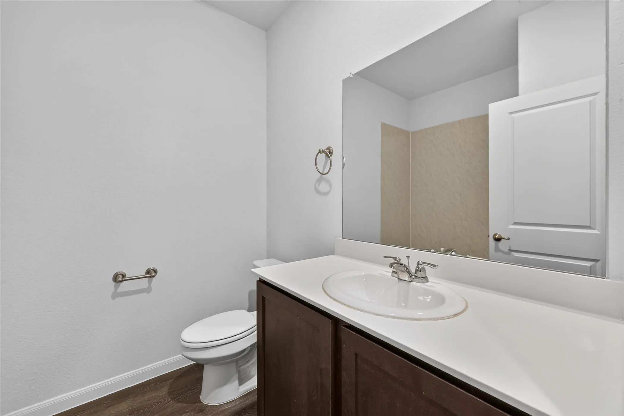 Single Family Residence For Sale in Grayson County , 3920 Oak Creek Circle, Denison, Texas 75020, 3 Bedroom, 3 Bathroom, 2 Garage spaces, 1,930 Sqft, built in 2022, mls#21394775, Real Estate Agent in Denison, Homes For Sale in Grayson county, Homes For Sale in Denison, Realtor in Denison Texas, Real Estate Brokerage Independent Realty Texas, Luminita Cordes Realtor