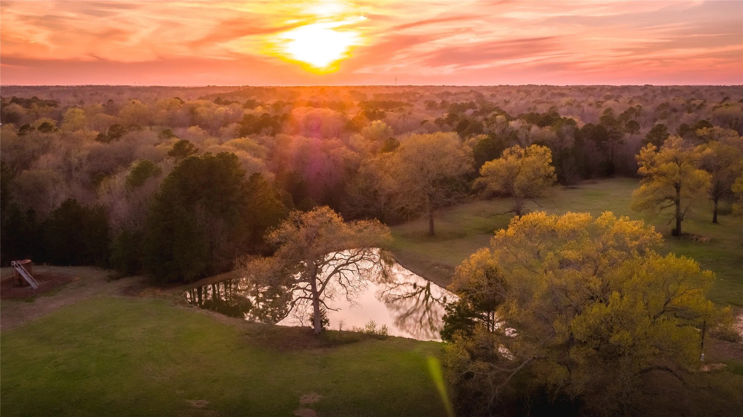 Ranch For Sale in Gregg County , 338 Cherokee Lane, Gladewater, Texas 75647, 0, 0, Garage spaces, 0 Sqft, built in 1978, mls#21395629, Real Estate Agent in Gladewater, Homes For Sale in Gregg county, Homes For Sale in Gladewater, Realtor in Gladewater Texas, Real Estate Brokerage Independent Realty Texas, Luminita Cordes Realtor
