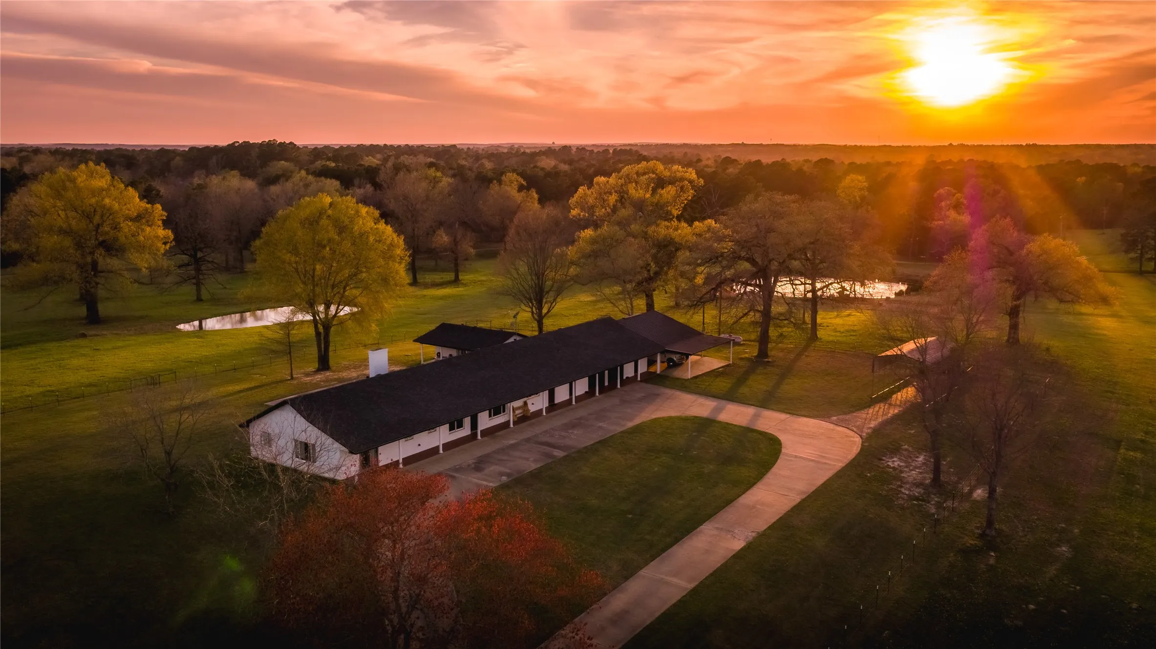Ranch For Sale in Gregg County , 338 Cherokee Lane, Gladewater, Texas 75647, 0, 0, Garage spaces, 0 Sqft, built in 1978, mls#21395629, Real Estate Agent in Gladewater, Homes For Sale in Gregg county, Homes For Sale in Gladewater, Realtor in Gladewater Texas, Real Estate Brokerage Independent Realty Texas, Luminita Cordes Realtor