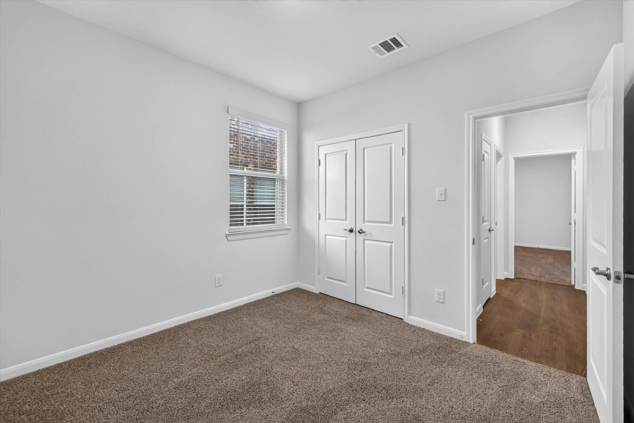 Single Family Residence For Rent in Grayson County , 3920 Oak Creek Circle, Denison, Texas 75020, 3 Bedroom, 2 Bathroom, 2 Garage spaces, 1,930 Sqft, built in 2022, mls#21394786, Real Estate Agent in Denison, Homes For Rent in Grayson county, Homes For Rent in Denison, Realtor in Denison Texas, Real Estate Brokerage Independent Realty Texas, Luminita Cordes Realtor