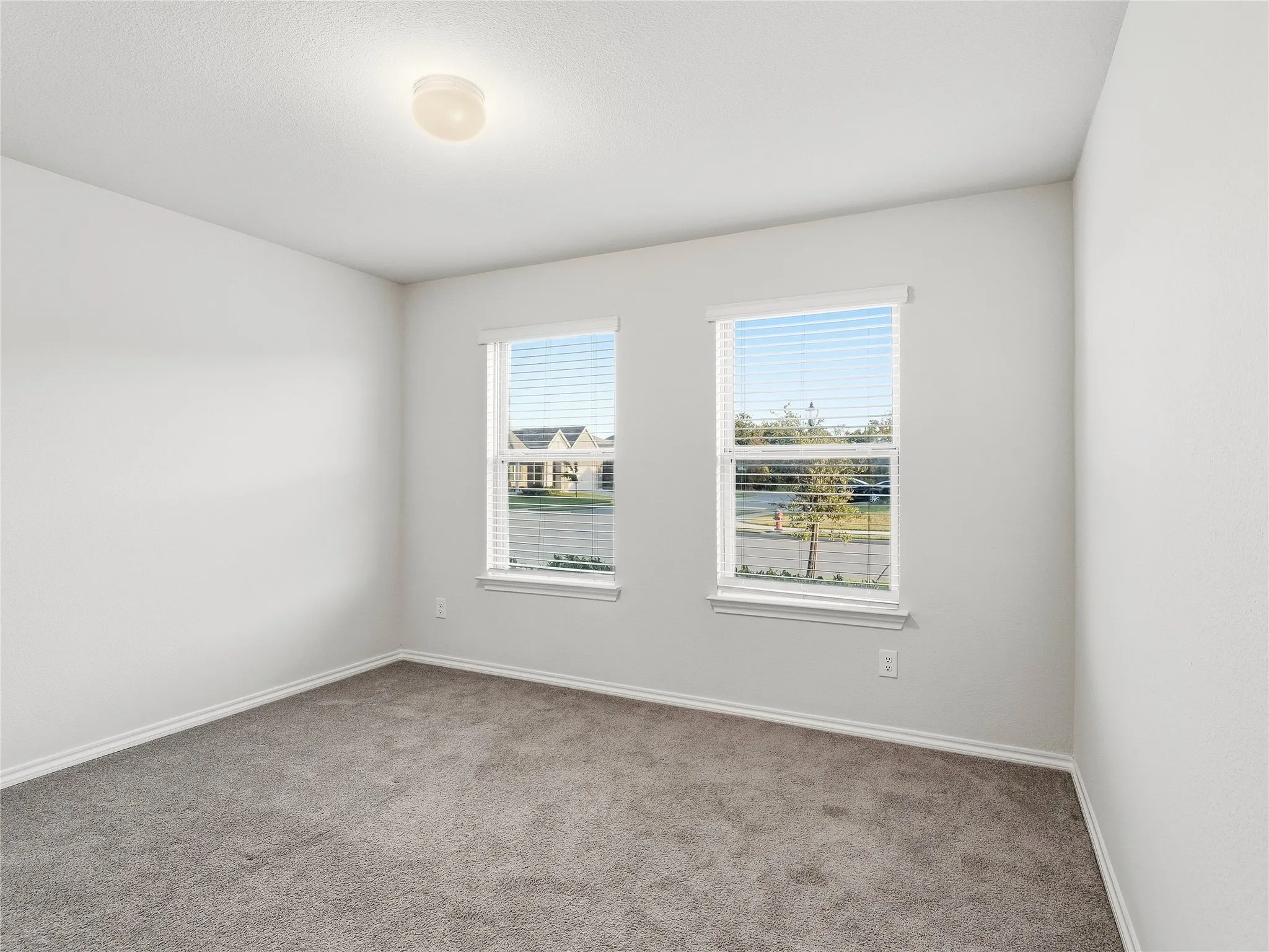 Single Family Residence For Sale in Denton County , 635 Frio Lane, Aubrey, Texas 76227, 4 Bedroom, 2 Bathroom, 2 Garage spaces, 2,022 Sqft, built in 2022, mls#21375073, Real Estate Agent in Aubrey, Homes For Sale in Denton county, Homes For Sale in Aubrey, Realtor in Aubrey Texas, Real Estate Brokerage Independent Realty Texas, Luminita Cordes Realtor