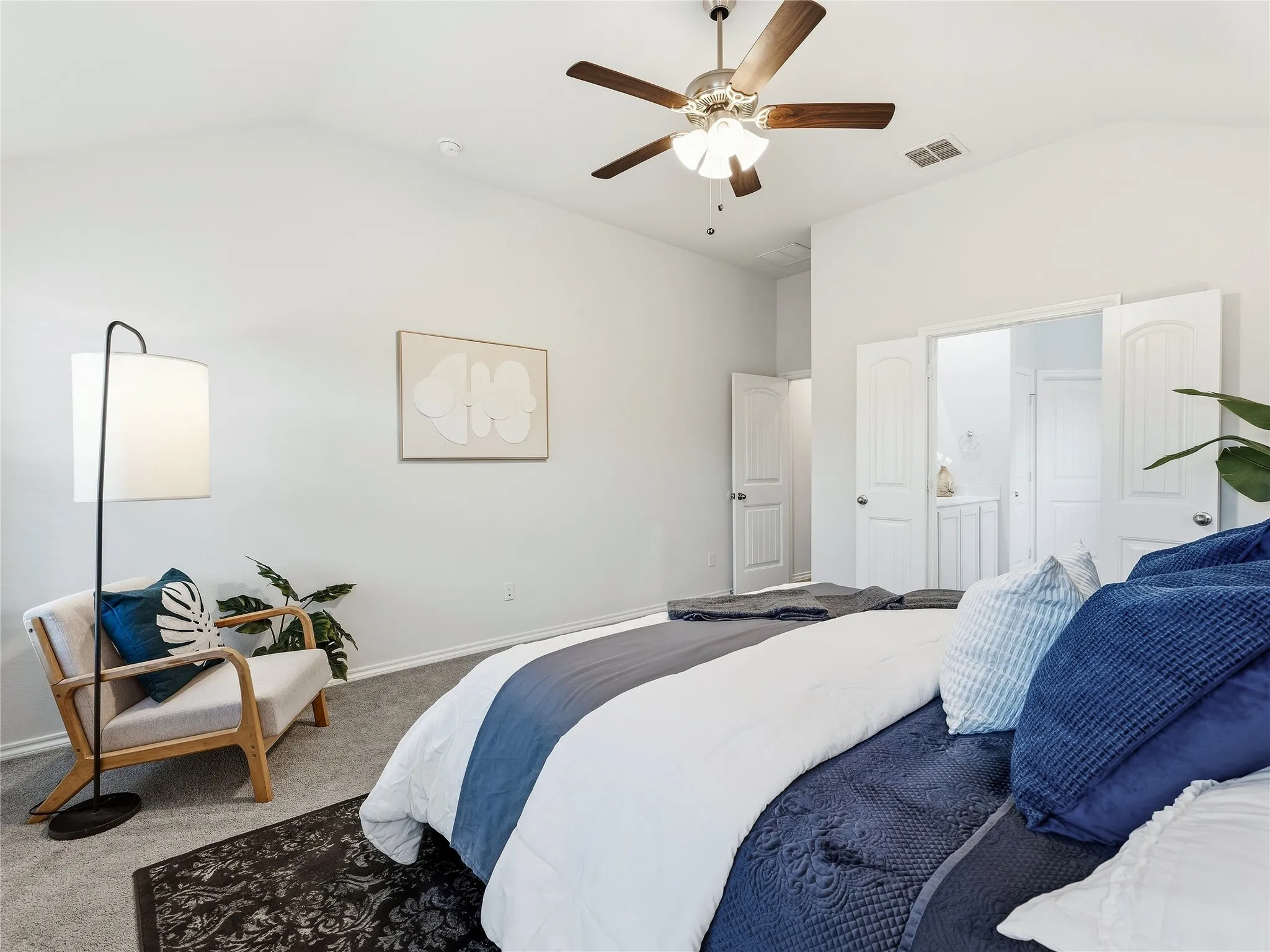 Single Family Residence For Sale in Denton County , 635 Frio Lane, Aubrey, Texas 76227, 4 Bedroom, 2 Bathroom, 2 Garage spaces, 2,022 Sqft, built in 2022, mls#21375073, Real Estate Agent in Aubrey, Homes For Sale in Denton county, Homes For Sale in Aubrey, Realtor in Aubrey Texas, Real Estate Brokerage Independent Realty Texas, Luminita Cordes Realtor