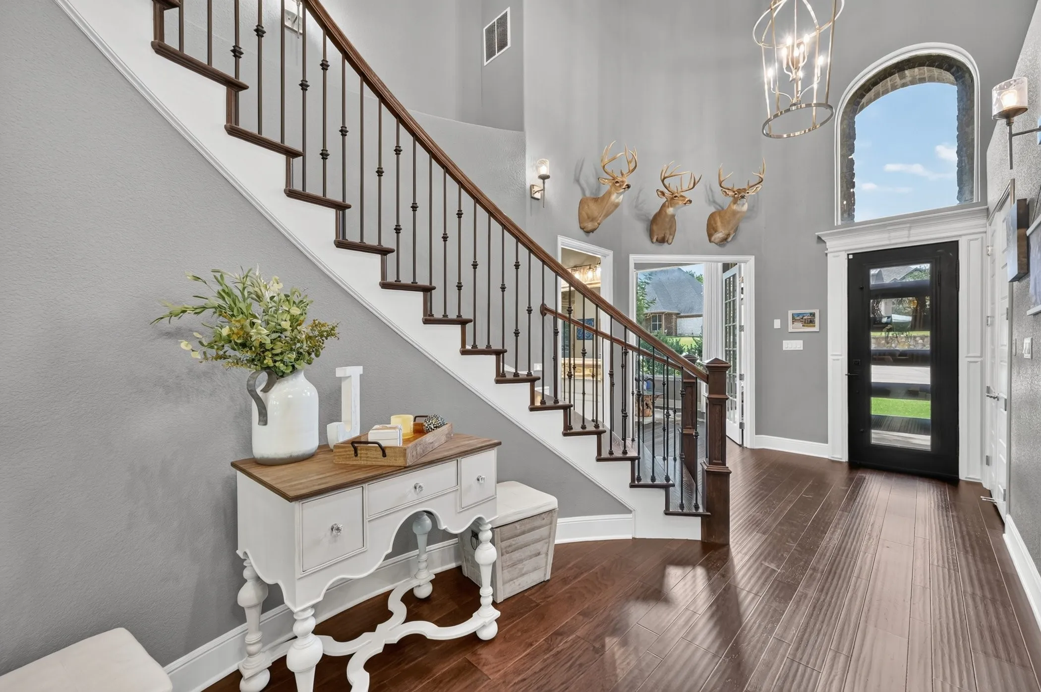 Single Family Residence For Sale in Tarrant County , 308 Familia Court, Azle, Texas 76020, 4 Bedroom, 4 Bathroom, Garage spaces, 3,526 Sqft, built in 2019, mls#21394526, Real Estate Agent in Azle, Homes For Sale in Tarrant county, Homes For Sale in Azle, Realtor in Azle Texas, Real Estate Brokerage Independent Realty Texas, Luminita Cordes Realtor