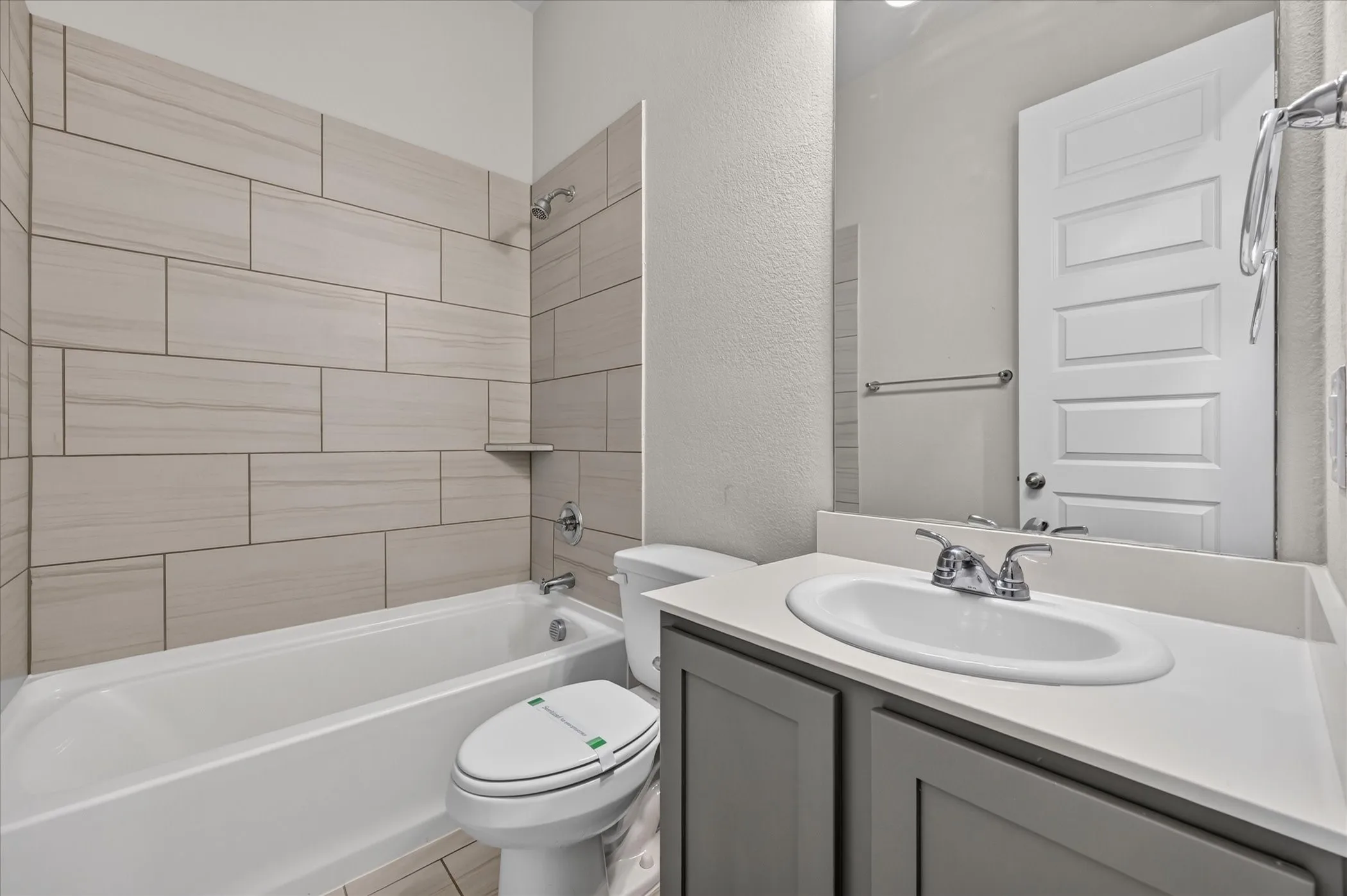 Single Family Residence For Sale in Ellis County , 2313 Sheppards Lane, Waxahachie, Texas 75167, 4 Bedroom, 3 Bathroom, 2 Garage spaces, 2,016 Sqft, built in 2022, mls#21395242, Real Estate Agent in Waxahachie, Homes For Sale in Ellis county, Homes For Sale in Waxahachie, Realtor in Waxahachie Texas, Real Estate Brokerage Independent Realty Texas, Luminita Cordes Realtor