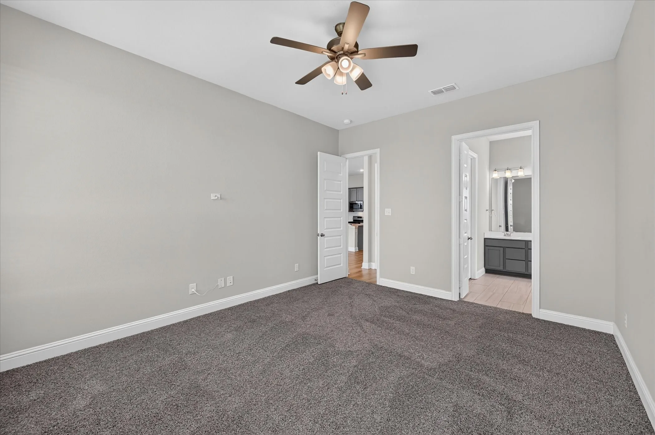 Single Family Residence For Sale in Ellis County , 2313 Sheppards Lane, Waxahachie, Texas 75167, 4 Bedroom, 3 Bathroom, 2 Garage spaces, 2,016 Sqft, built in 2022, mls#21395242, Real Estate Agent in Waxahachie, Homes For Sale in Ellis county, Homes For Sale in Waxahachie, Realtor in Waxahachie Texas, Real Estate Brokerage Independent Realty Texas, Luminita Cordes Realtor