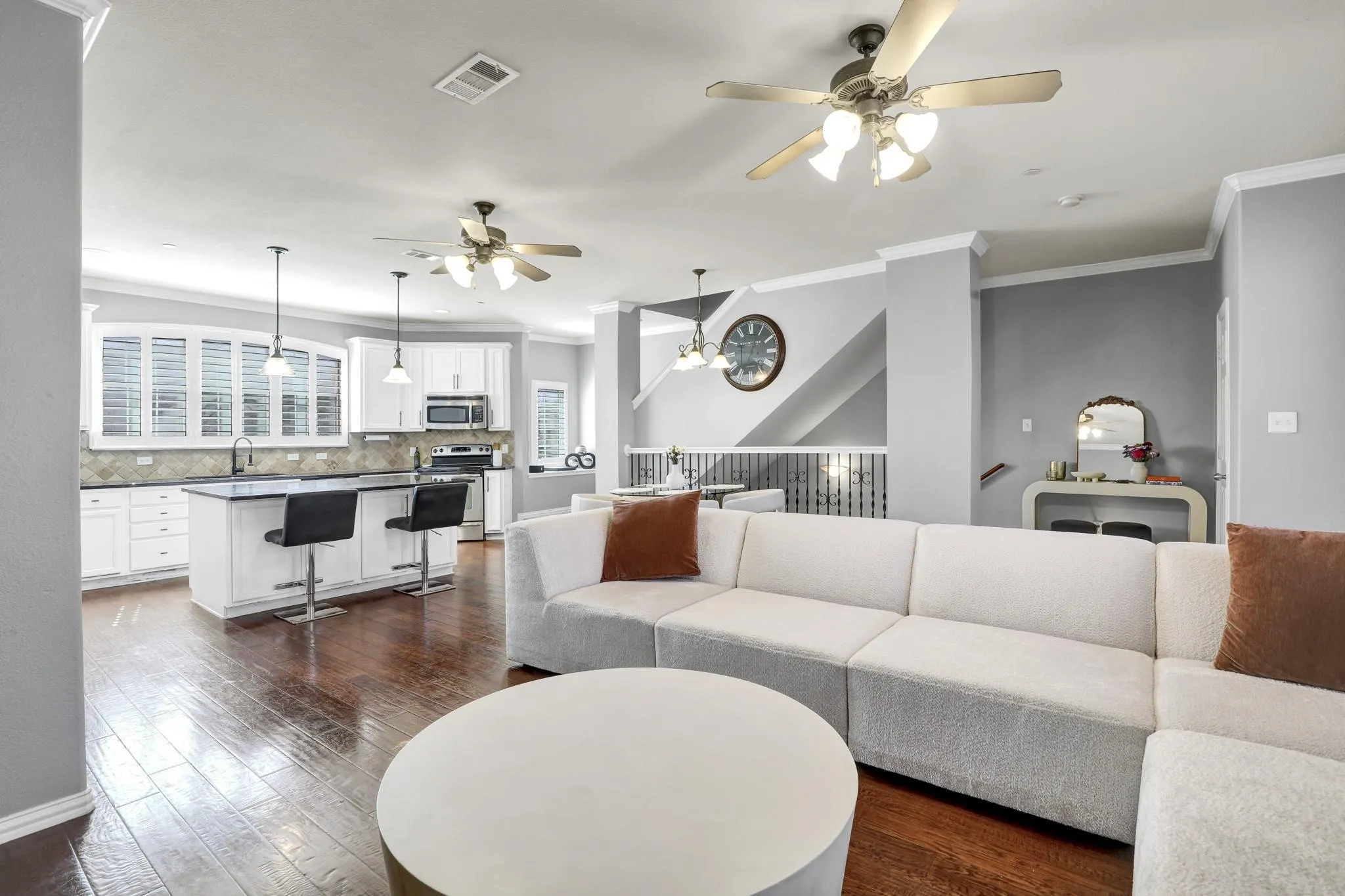 Townhouse For Rent in Denton County , 2700 Club Ridge Drive 8, Lewisville, Texas 75067, 3 Bedroom, 4 Bathroom, 2 Garage spaces, 1,750 Sqft, built in 2007, mls#21395641, Real Estate Agent in Lewisville, Homes For Rent in Denton county, Homes For Rent in Lewisville, Realtor in Lewisville Texas, Real Estate Brokerage Independent Realty Texas, Luminita Cordes Realtor