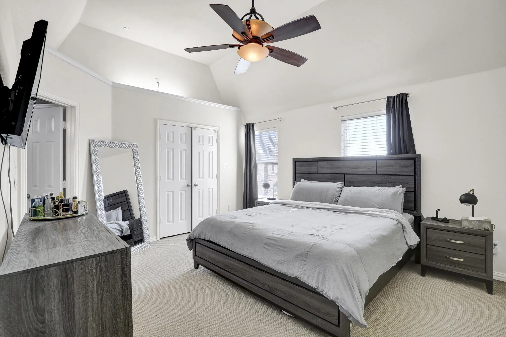 Townhouse For Rent in Denton County , 2700 Club Ridge Drive 8, Lewisville, Texas 75067, 3 Bedroom, 4 Bathroom, 2 Garage spaces, 1,750 Sqft, built in 2007, mls#21395641, Real Estate Agent in Lewisville, Homes For Rent in Denton county, Homes For Rent in Lewisville, Realtor in Lewisville Texas, Real Estate Brokerage Independent Realty Texas, Luminita Cordes Realtor