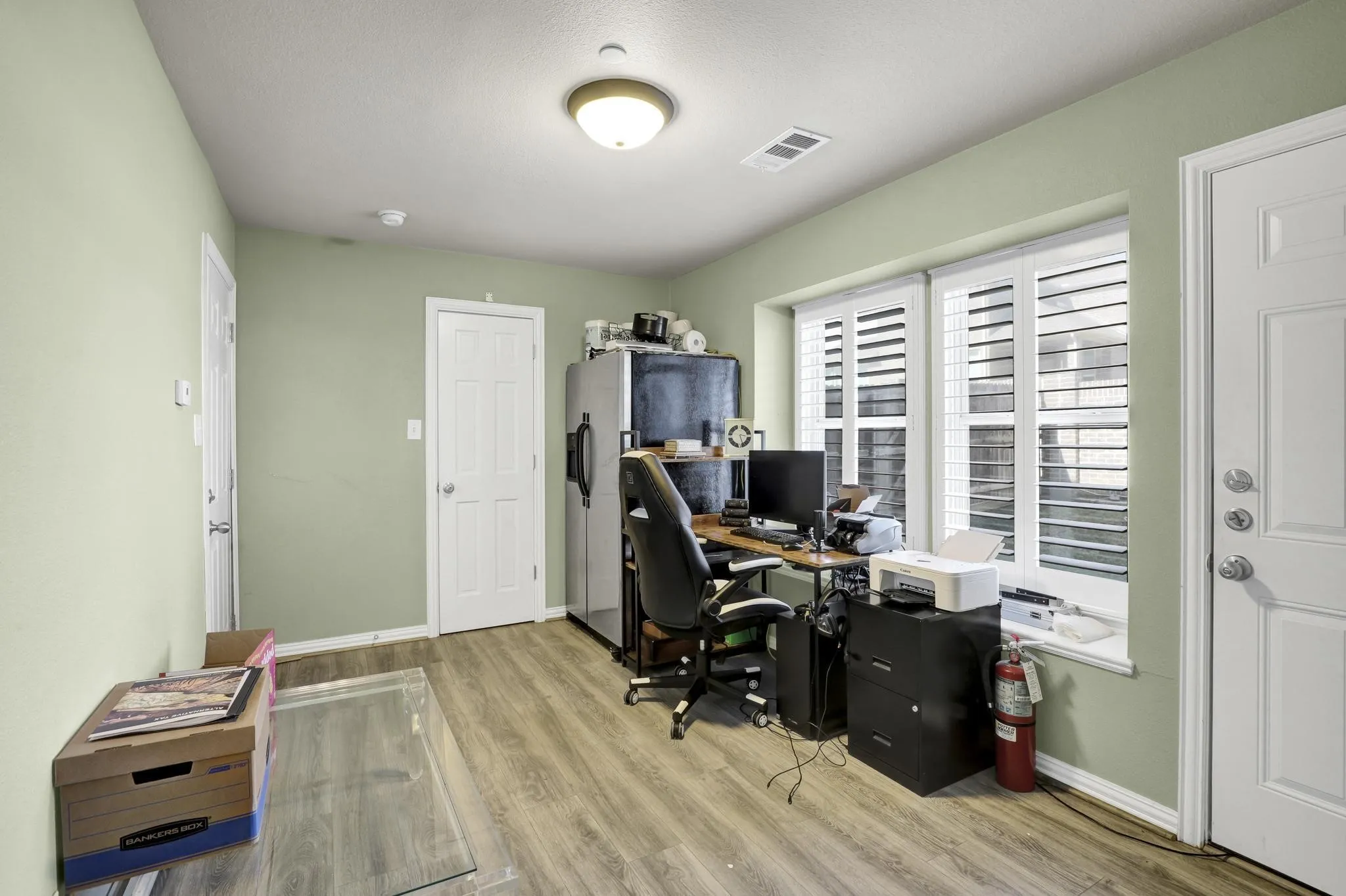 Townhouse For Rent in Denton County , 2700 Club Ridge Drive 8, Lewisville, Texas 75067, 3 Bedroom, 4 Bathroom, 2 Garage spaces, 1,750 Sqft, built in 2007, mls#21395641, Real Estate Agent in Lewisville, Homes For Rent in Denton county, Homes For Rent in Lewisville, Realtor in Lewisville Texas, Real Estate Brokerage Independent Realty Texas, Luminita Cordes Realtor