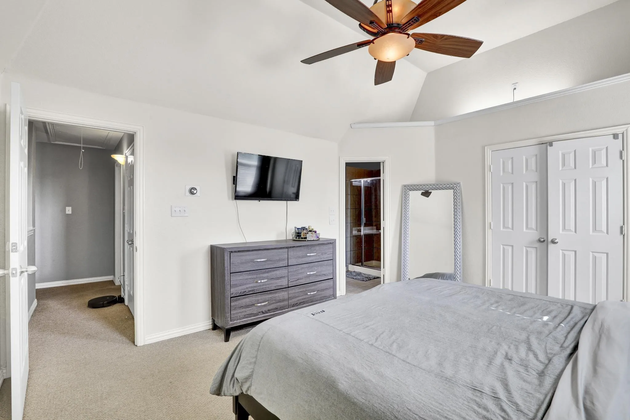 Townhouse For Rent in Denton County , 2700 Club Ridge Drive 8, Lewisville, Texas 75067, 3 Bedroom, 4 Bathroom, 2 Garage spaces, 1,750 Sqft, built in 2007, mls#21395641, Real Estate Agent in Lewisville, Homes For Rent in Denton county, Homes For Rent in Lewisville, Realtor in Lewisville Texas, Real Estate Brokerage Independent Realty Texas, Luminita Cordes Realtor