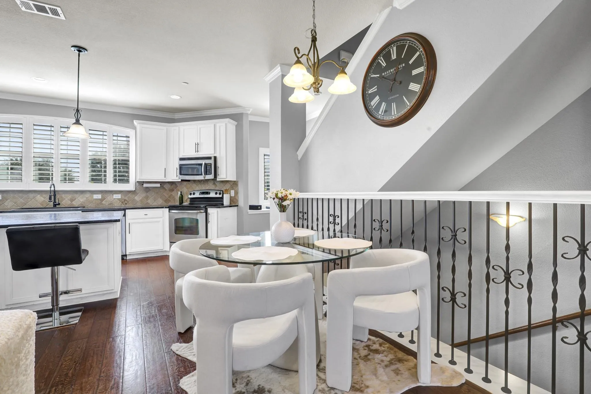 Townhouse For Rent in Denton County , 2700 Club Ridge Drive 8, Lewisville, Texas 75067, 3 Bedroom, 4 Bathroom, 2 Garage spaces, 1,750 Sqft, built in 2007, mls#21395641, Real Estate Agent in Lewisville, Homes For Rent in Denton county, Homes For Rent in Lewisville, Realtor in Lewisville Texas, Real Estate Brokerage Independent Realty Texas, Luminita Cordes Realtor