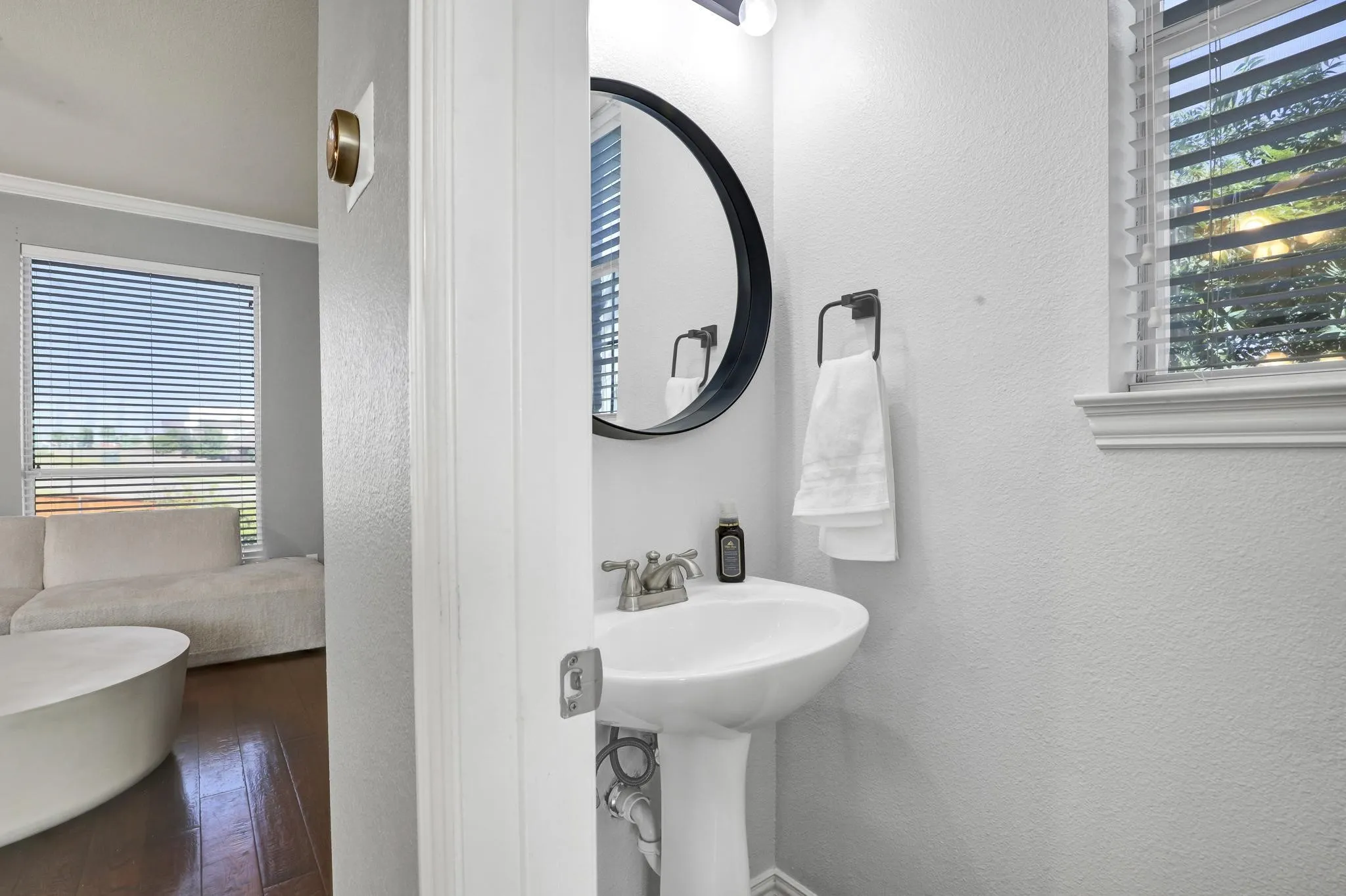 Townhouse For Rent in Denton County , 2700 Club Ridge Drive 8, Lewisville, Texas 75067, 3 Bedroom, 4 Bathroom, 2 Garage spaces, 1,750 Sqft, built in 2007, mls#21395641, Real Estate Agent in Lewisville, Homes For Rent in Denton county, Homes For Rent in Lewisville, Realtor in Lewisville Texas, Real Estate Brokerage Independent Realty Texas, Luminita Cordes Realtor