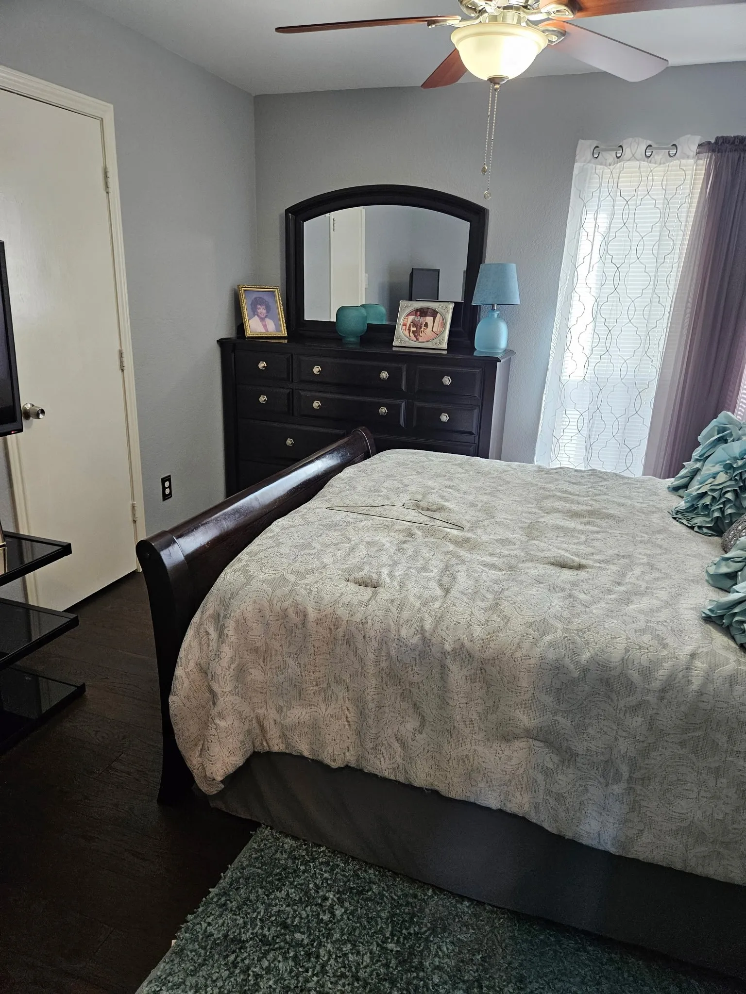 Single Family Residence For Sale in Dallas County , 5117 Bobtown Road, Garland, Texas 75043, 4 Bedroom, 2 Bathroom, 2 Garage spaces, 1,755 Sqft, built in 1986, mls#21395136, Real Estate Agent in Garland, Homes For Sale in Dallas county, Homes For Sale in Garland, Realtor in Garland Texas, Real Estate Brokerage Independent Realty Texas, Luminita Cordes Realtor