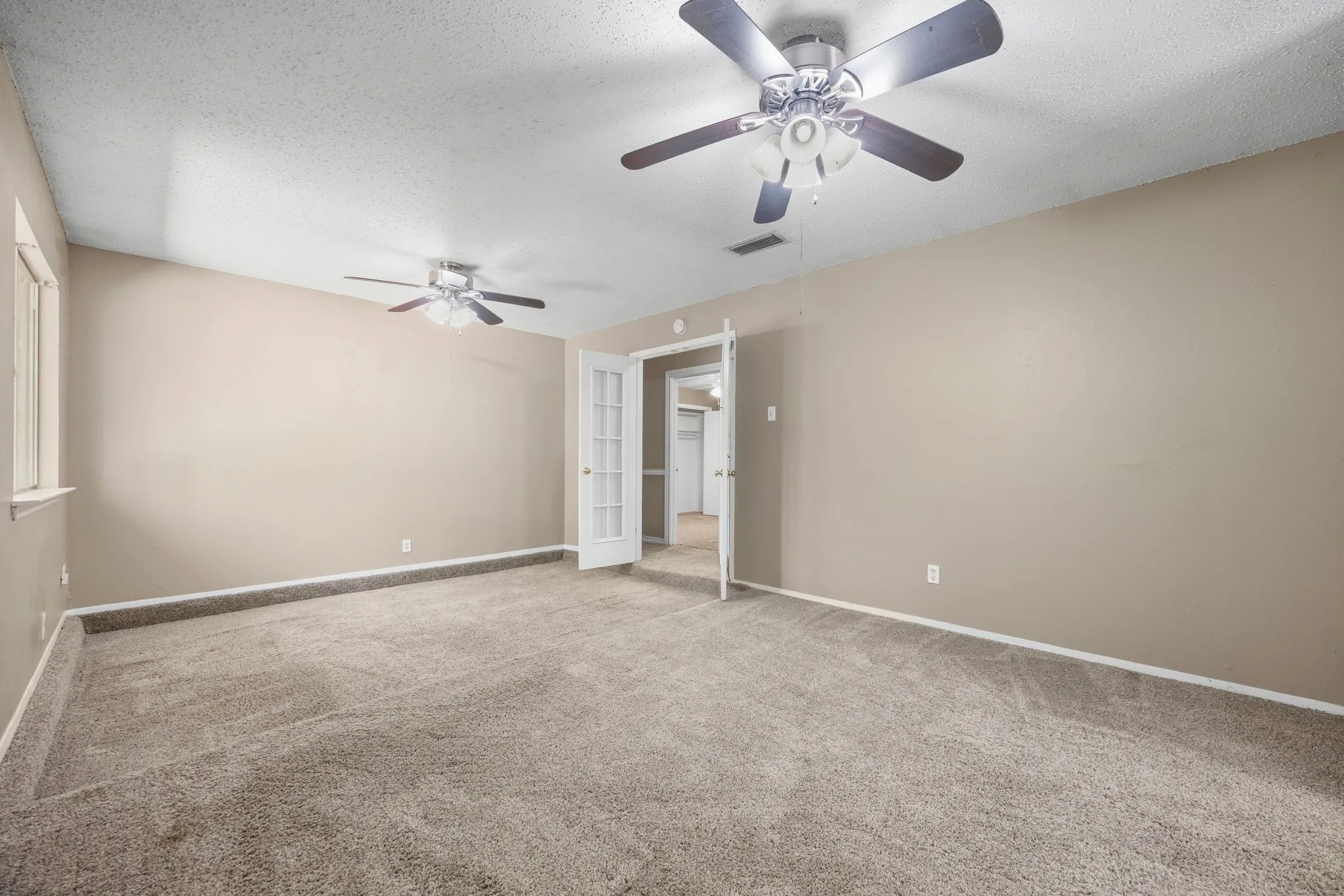 Single Family Residence For Sale in Collin County , 3425 18th Street, Plano, Texas 75074, 3 Bedroom, 2 Bathroom, 2 Garage spaces, 1,734 Sqft, built in 1971, mls#21393922, Real Estate Agent in Plano, Homes For Sale in Collin county, Homes For Sale in Plano, Realtor in Plano Texas, Real Estate Brokerage Independent Realty Texas, Luminita Cordes Realtor