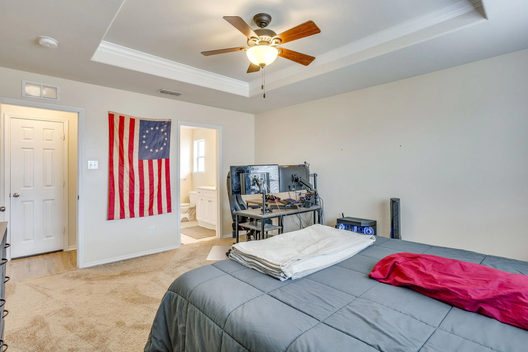 Single Family Residence For Sale in Tarrant County , 1204 Foxglove Lane, Burleson, Texas 76028, 3 Bedroom, 2 Bathroom, 2 Garage spaces, 1,661 Sqft, built in 2013, mls#21390560, Real Estate Agent in Burleson, Homes For Sale in Tarrant county, Homes For Sale in Burleson, Realtor in Burleson Texas, Real Estate Brokerage Independent Realty Texas, Luminita Cordes Realtor