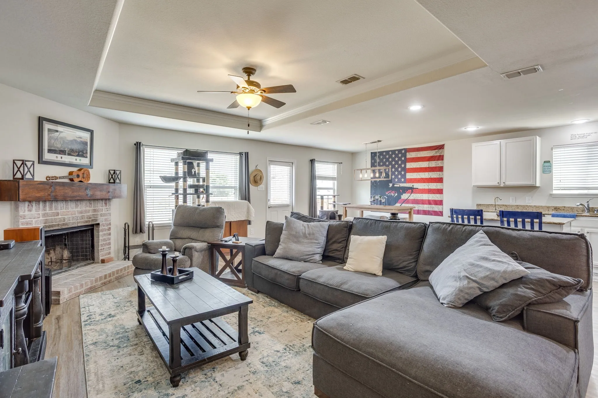 Single Family Residence For Sale in Tarrant County , 1204 Foxglove Lane, Burleson, Texas 76028, 3 Bedroom, 2 Bathroom, 2 Garage spaces, 1,661 Sqft, built in 2013, mls#21390560, Real Estate Agent in Burleson, Homes For Sale in Tarrant county, Homes For Sale in Burleson, Realtor in Burleson Texas, Real Estate Brokerage Independent Realty Texas, Luminita Cordes Realtor