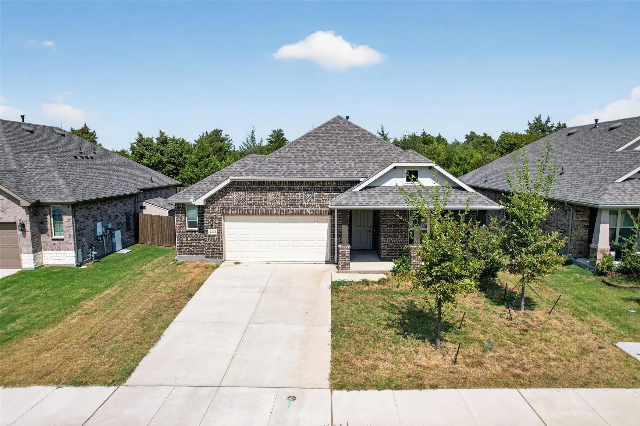 Single Family Residence For Sale in Ellis County , 2292 High Plain Lane, Waxahachie, Texas 75167, 4 Bedroom, 3 Bathroom, 2 Garage spaces, 1,812 Sqft, built in 2022, mls#21395647, Real Estate Agent in Waxahachie, Homes For Sale in Ellis county, Homes For Sale in Waxahachie, Realtor in Waxahachie Texas, Real Estate Brokerage Independent Realty Texas, Luminita Cordes Realtor