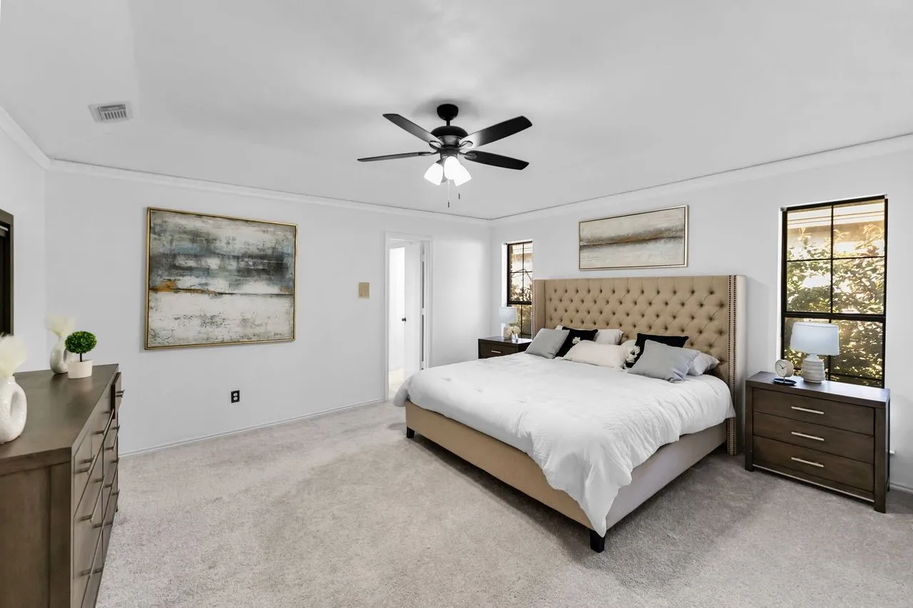 Single Family Residence For Sale in Dallas County , 2408 Castle Street, Irving, Texas 75038, 3 Bedroom, 3 Bathroom, 2 Garage spaces, 2,197 Sqft, built in 1982, mls#21393741, Real Estate Agent in Irving, Homes For Sale in Dallas county, Homes For Sale in Irving, Realtor in Irving Texas, Real Estate Brokerage Independent Realty Texas, Luminita Cordes Realtor