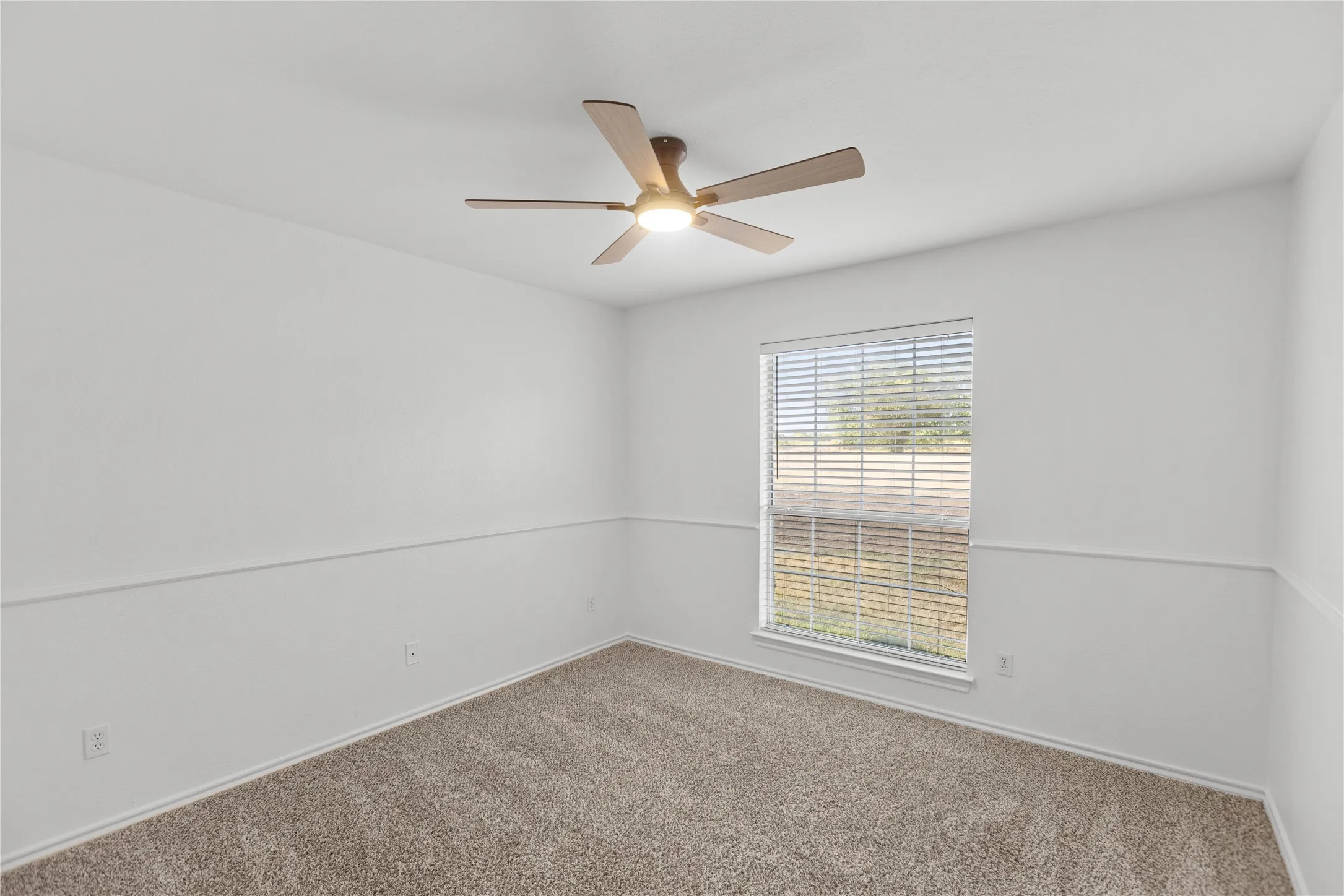 Single Family Residence For Sale in Grayson County , 998 Bledsoe Road, Gunter, Texas 75058, 4 Bedroom, 3 Bathroom, Garage spaces, 2,617 Sqft, built in 1994, mls#21395366, Real Estate Agent in Gunter, Homes For Sale in Grayson county, Homes For Sale in Gunter, Realtor in Gunter Texas, Real Estate Brokerage Independent Realty Texas, Luminita Cordes Realtor