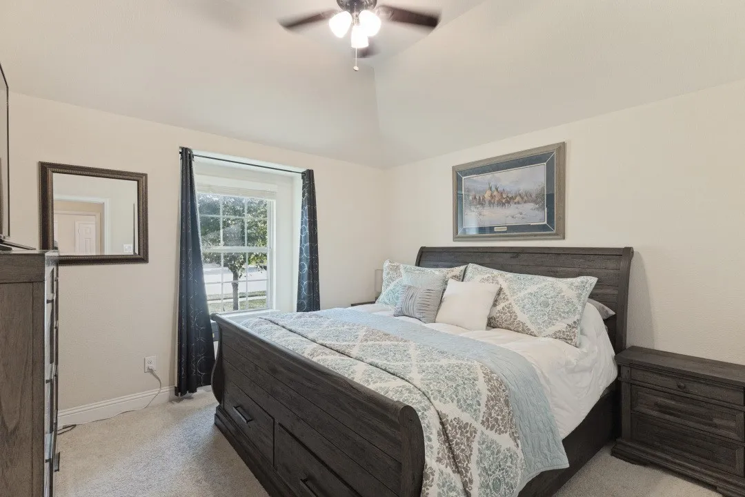 Single Family Residence For Sale in Denton County , 210 Ovaletta Drive, Justin, Texas 76247, 4 Bedroom, 2 Bathroom, 2 Garage spaces, 2,292 Sqft, built in 2018, mls#21385511, Real Estate Agent in Justin, Homes For Sale in Denton county, Homes For Sale in Justin, Realtor in Justin Texas, Real Estate Brokerage Independent Realty Texas, Luminita Cordes Realtor