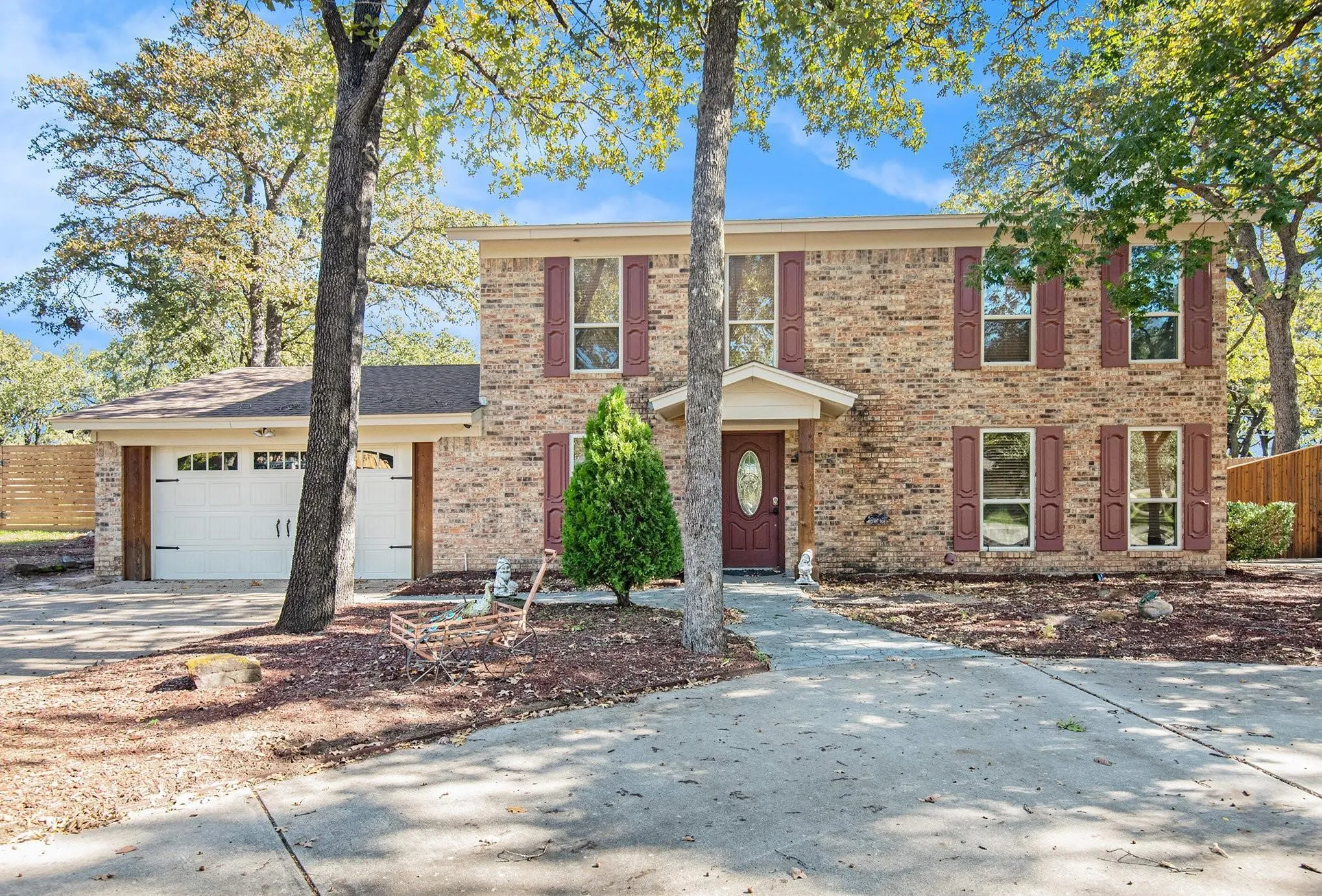 Single Family Residence For Rent