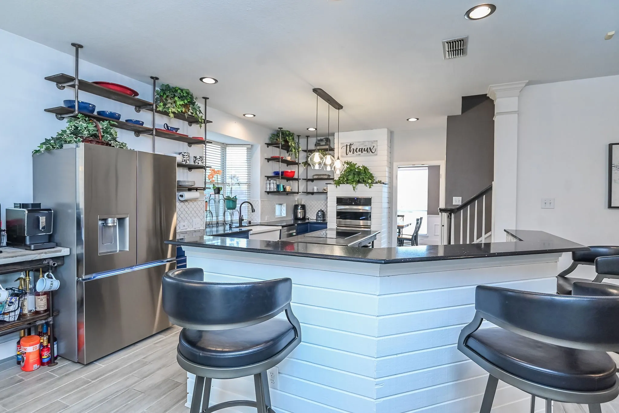 Single Family Residence For Sale in Denton County , 2821 Meadow Green Drive, Flower Mound, Texas 75022, 4 Bedroom, 4 Bathroom, 2 Garage spaces, 3,338 Sqft, built in 1995, mls#21395650, Real Estate Agent in Flower Mound, Homes For Sale in Denton county, Homes For Sale in Flower Mound, Realtor in Flower Mound Texas, Real Estate Brokerage Independent Realty Texas, Luminita Cordes Realtor