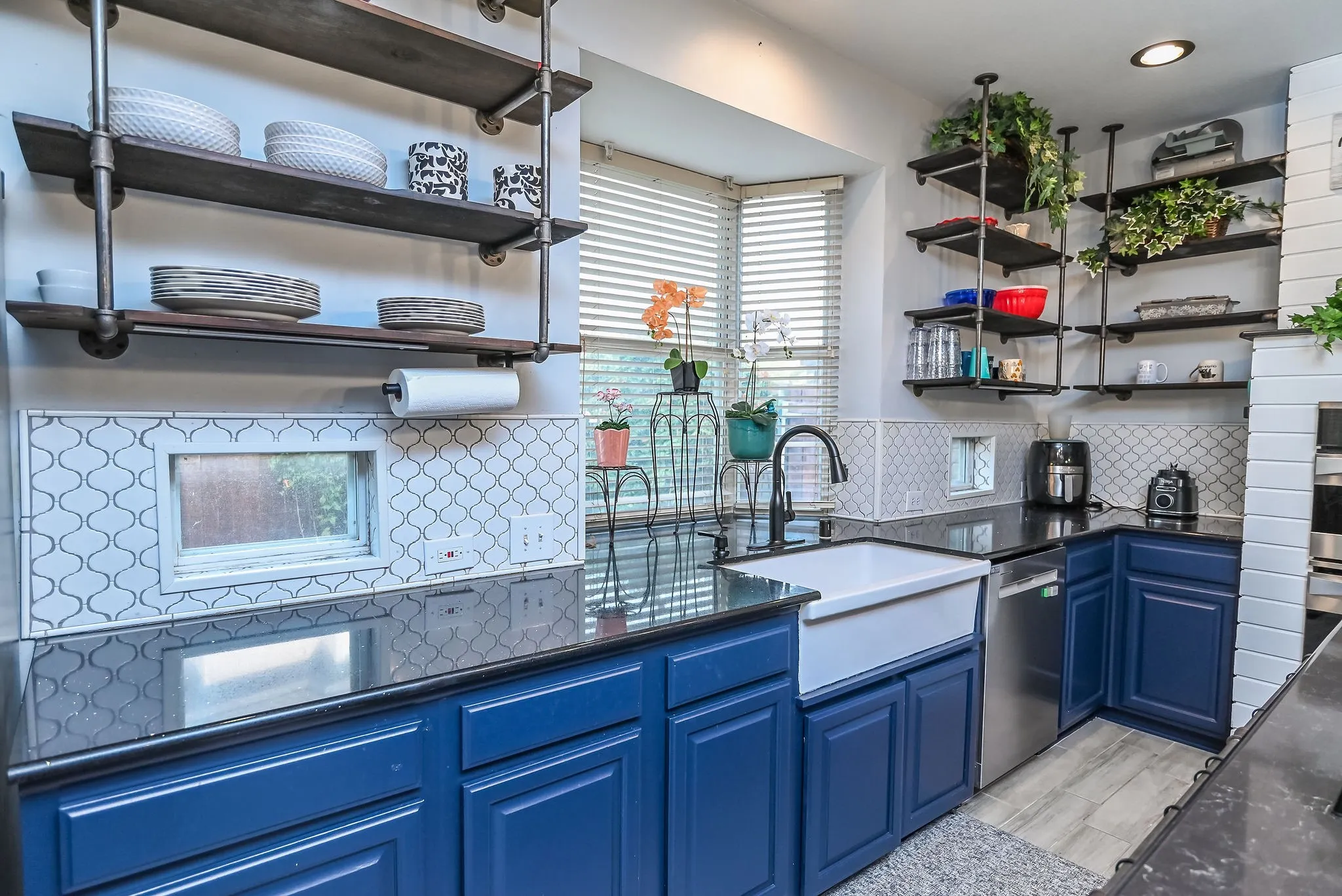 Single Family Residence For Sale in Denton County , 2821 Meadow Green Drive, Flower Mound, Texas 75022, 4 Bedroom, 4 Bathroom, 2 Garage spaces, 3,338 Sqft, built in 1995, mls#21395650, Real Estate Agent in Flower Mound, Homes For Sale in Denton county, Homes For Sale in Flower Mound, Realtor in Flower Mound Texas, Real Estate Brokerage Independent Realty Texas, Luminita Cordes Realtor