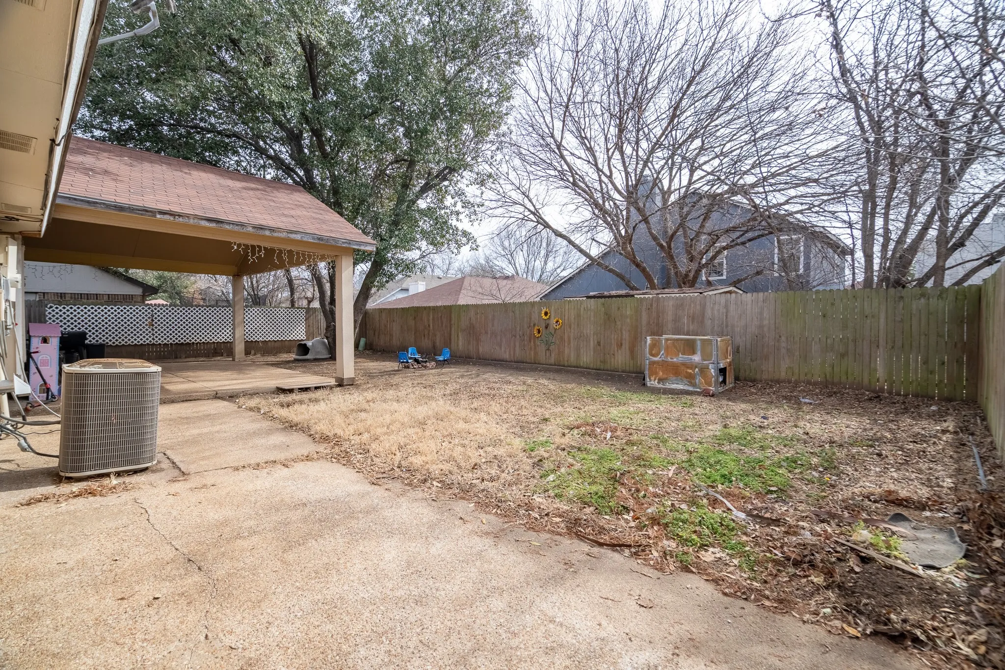 Single Family Residence For Rent in Tarrant County , 3005 Woodlark Drive, Fort Worth, Texas 76123, 3 Bedroom, 2 Bathroom, Garage spaces, 1,304 Sqft, built in 1984, mls#21395661, Real Estate Agent in Fort Worth, Homes For Rent in Tarrant county, Homes For Rent in Fort Worth, Realtor in Fort Worth Texas, Real Estate Brokerage Independent Realty Texas, Luminita Cordes Realtor