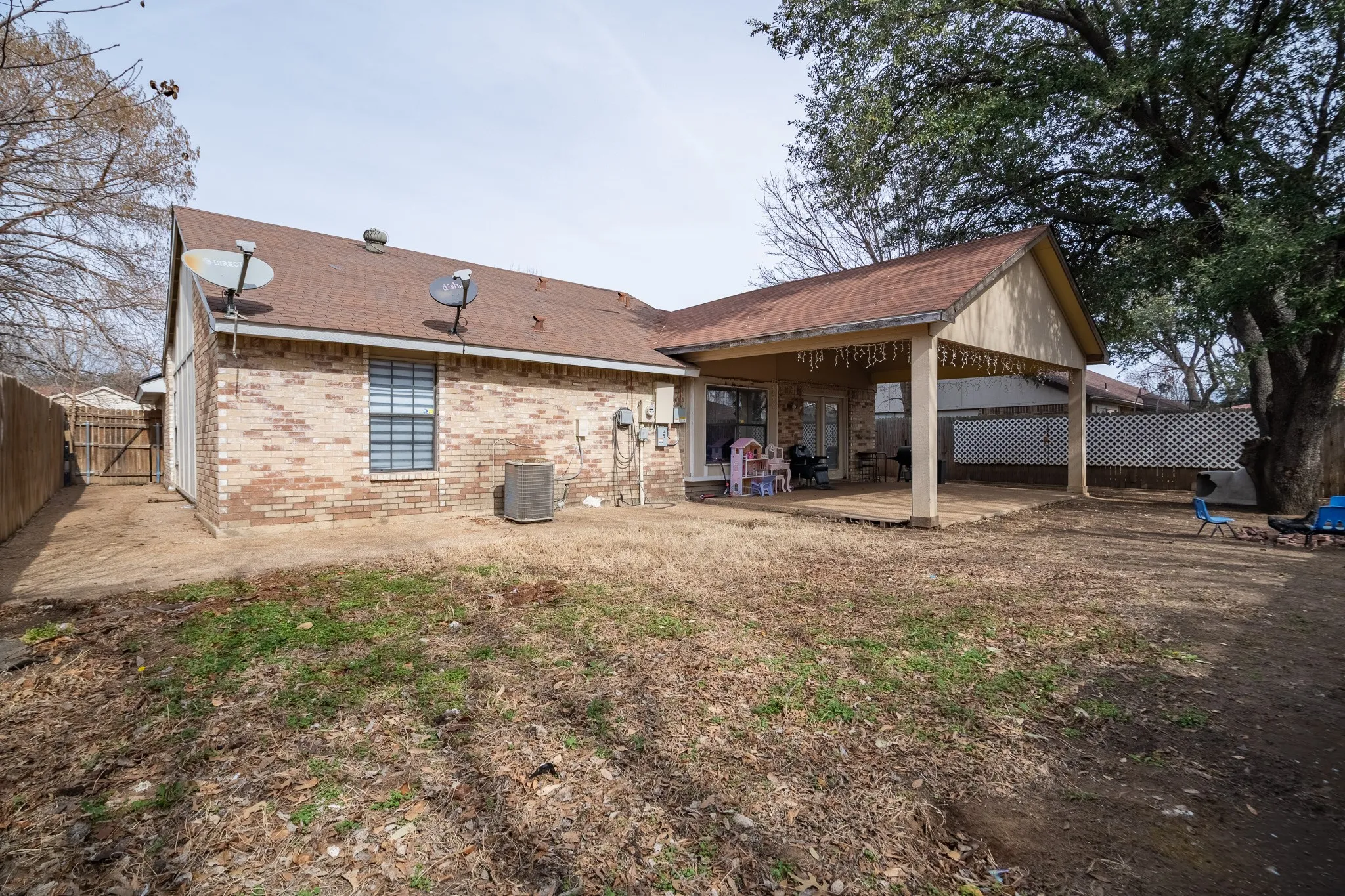 Single Family Residence For Rent in Tarrant County , 3005 Woodlark Drive, Fort Worth, Texas 76123, 3 Bedroom, 2 Bathroom, Garage spaces, 1,304 Sqft, built in 1984, mls#21395661, Real Estate Agent in Fort Worth, Homes For Rent in Tarrant county, Homes For Rent in Fort Worth, Realtor in Fort Worth Texas, Real Estate Brokerage Independent Realty Texas, Luminita Cordes Realtor