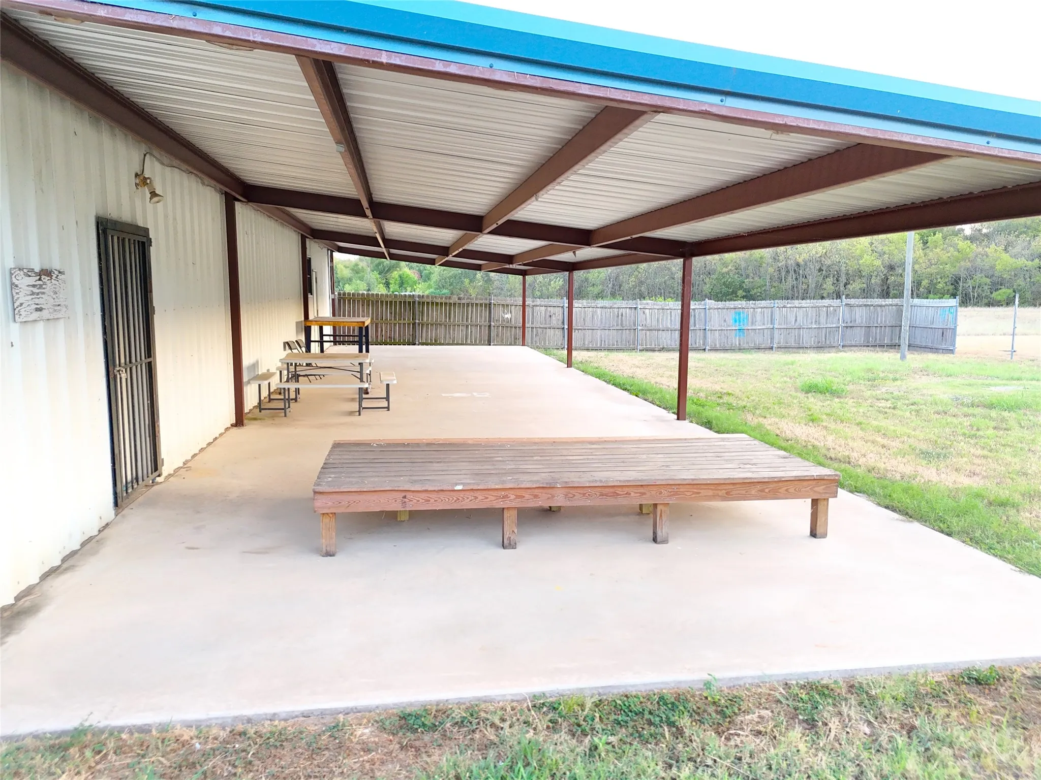 Improved Land For Sale in Hunt County , 5817 HIGHWAY 11, Commerce, Texas 75428, 0, 0, Garage spaces, 0 Sqft, built in 0, mls#21395665, Real Estate Agent in Commerce, Homes For Sale in Hunt county, Homes For Sale in Commerce, Realtor in Commerce Texas, Real Estate Brokerage Independent Realty Texas, Luminita Cordes Realtor