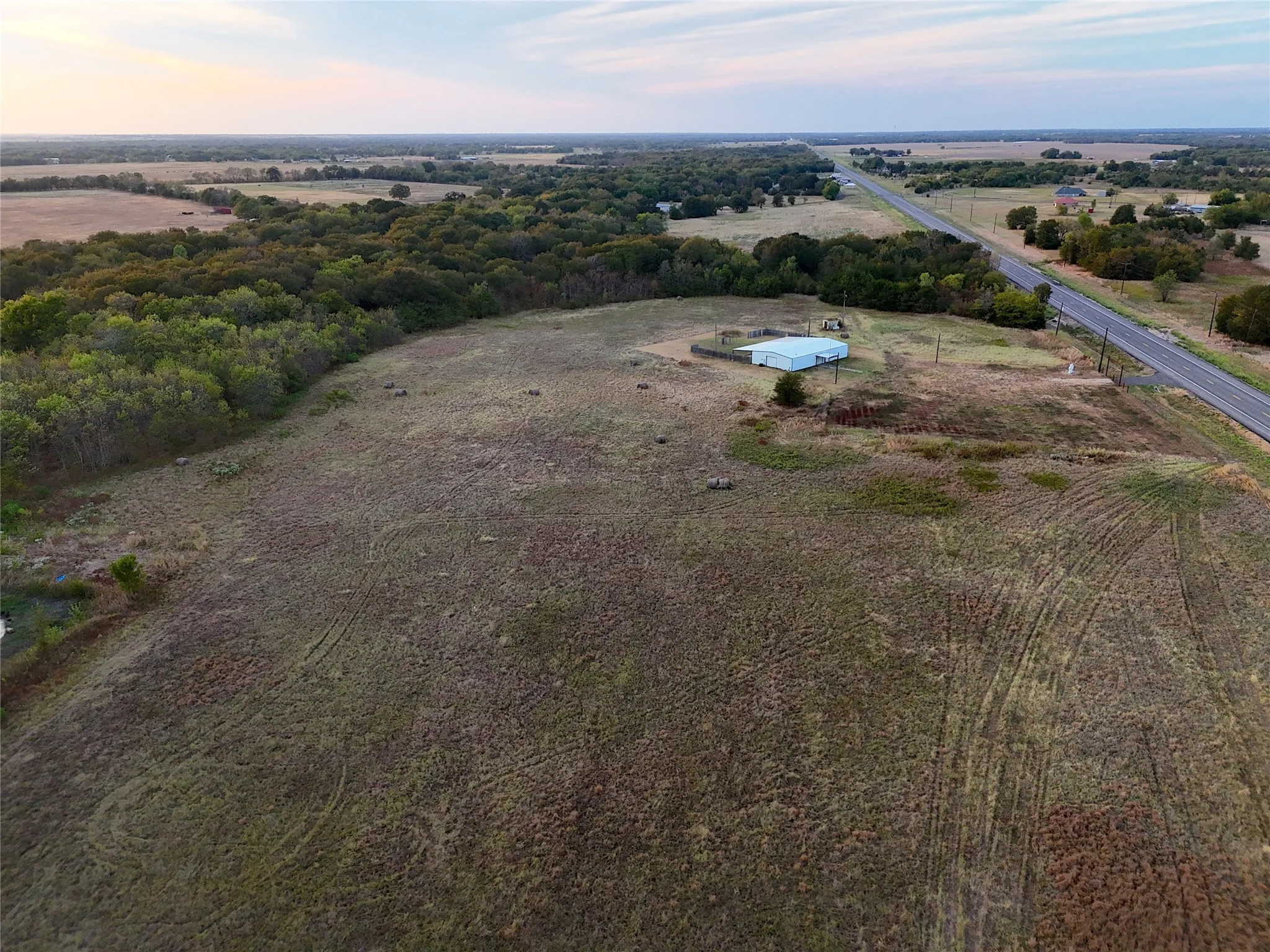 Improved Land For Sale in Hunt County , 5817 HIGHWAY 11, Commerce, Texas 75428, 0, 0, Garage spaces, 0 Sqft, built in 0, mls#21395665, Real Estate Agent in Commerce, Homes For Sale in Hunt county, Homes For Sale in Commerce, Realtor in Commerce Texas, Real Estate Brokerage Independent Realty Texas, Luminita Cordes Realtor