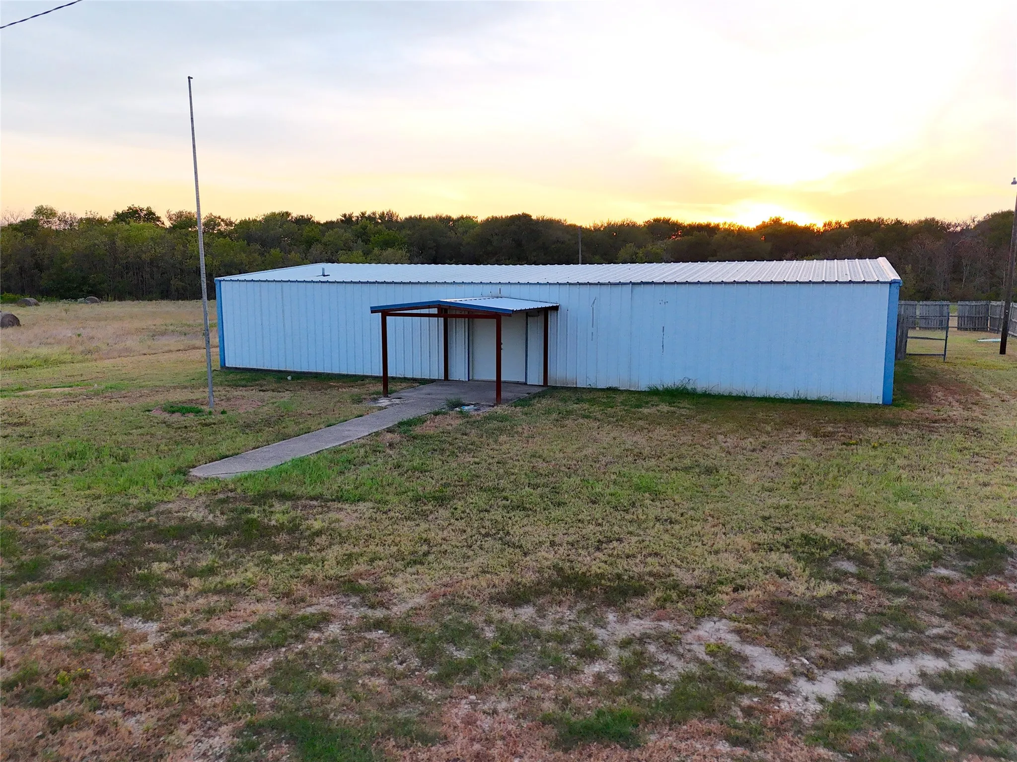 Improved Land For Sale in Hunt County , 5817 HIGHWAY 11, Commerce, Texas 75428, 0, 0, Garage spaces, 0 Sqft, built in 0, mls#21395665, Real Estate Agent in Commerce, Homes For Sale in Hunt county, Homes For Sale in Commerce, Realtor in Commerce Texas, Real Estate Brokerage Independent Realty Texas, Luminita Cordes Realtor