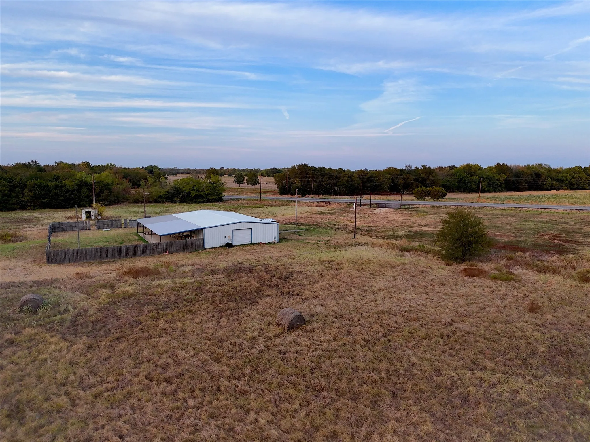Improved Land For Sale in Hunt County , 5817 HIGHWAY 11, Commerce, Texas 75428, 0, 0, Garage spaces, 0 Sqft, built in 0, mls#21395665, Real Estate Agent in Commerce, Homes For Sale in Hunt county, Homes For Sale in Commerce, Realtor in Commerce Texas, Real Estate Brokerage Independent Realty Texas, Luminita Cordes Realtor