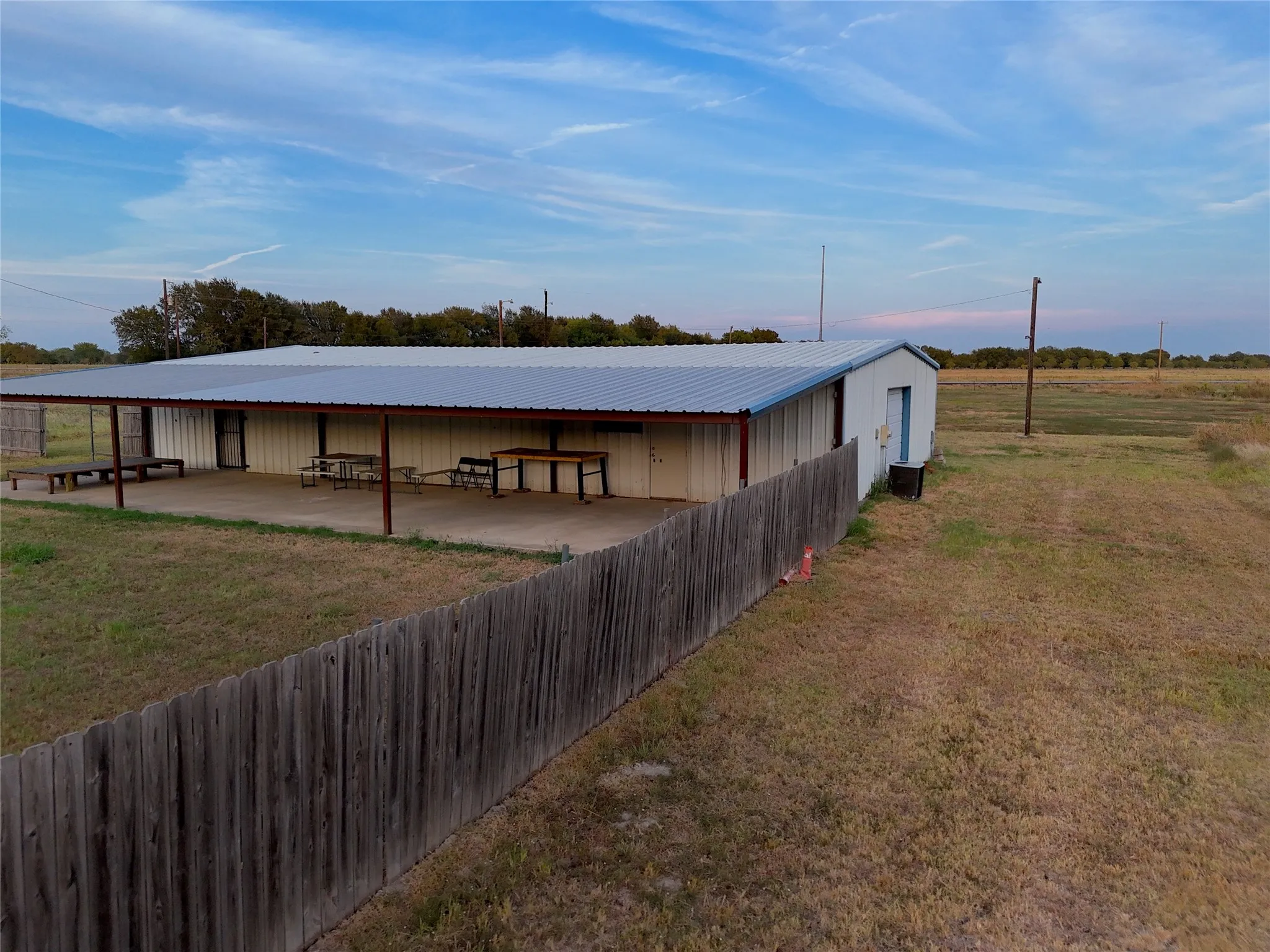 Improved Land For Sale in Hunt County , 5817 HIGHWAY 11, Commerce, Texas 75428, 0, 0, Garage spaces, 0 Sqft, built in 0, mls#21395665, Real Estate Agent in Commerce, Homes For Sale in Hunt county, Homes For Sale in Commerce, Realtor in Commerce Texas, Real Estate Brokerage Independent Realty Texas, Luminita Cordes Realtor