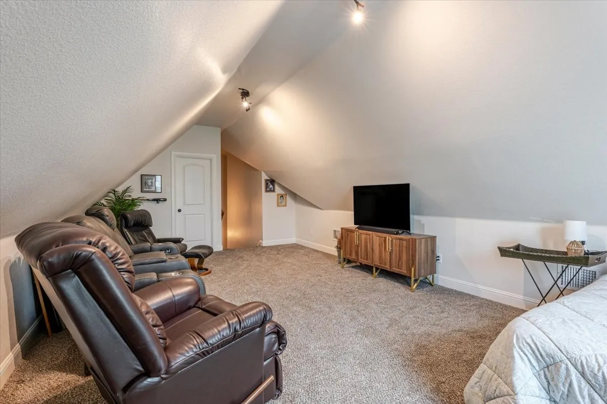 Single Family Residence For Sale in Hood County , 161 Helton Drive, Granbury, Texas 76049, 4 Bedroom, 3 Bathroom, 2 Garage spaces, 2,854 Sqft, built in 2023, mls#21395666, Real Estate Agent in Granbury, Homes For Sale in Hood county, Homes For Sale in Granbury, Realtor in Granbury Texas, Real Estate Brokerage Independent Realty Texas, Luminita Cordes Realtor