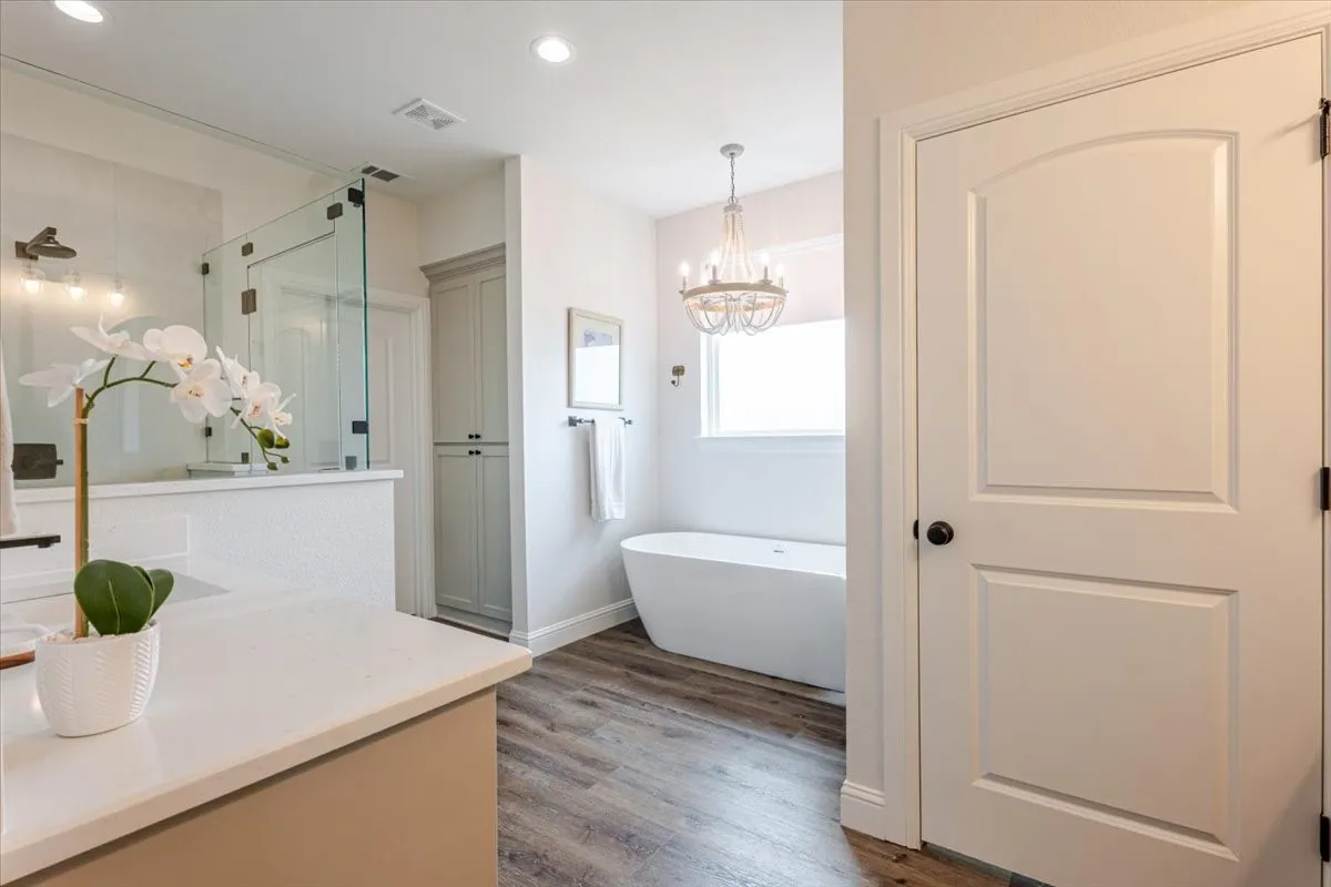 Single Family Residence For Sale in Hood County , 161 Helton Drive, Granbury, Texas 76049, 4 Bedroom, 3 Bathroom, 2 Garage spaces, 2,854 Sqft, built in 2023, mls#21395666, Real Estate Agent in Granbury, Homes For Sale in Hood county, Homes For Sale in Granbury, Realtor in Granbury Texas, Real Estate Brokerage Independent Realty Texas, Luminita Cordes Realtor