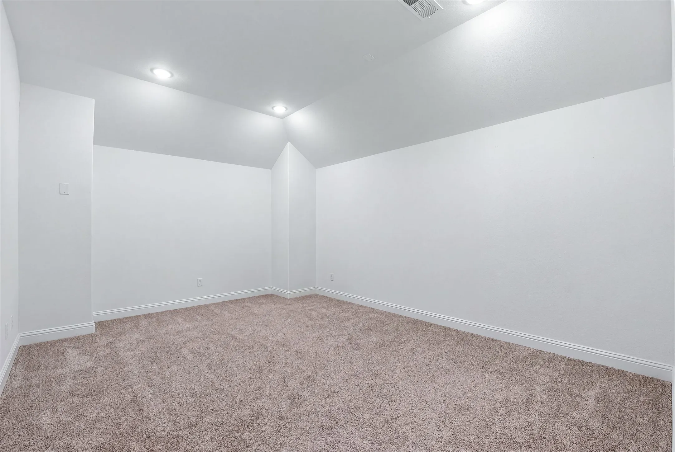 Single Family Residence For Sale in Tarrant County , 1434 Cypress Thorn Drive, Arlington, Texas 76005, 4 Bedroom, 3 Bathroom, 2 Garage spaces, 3,010 Sqft, built in 2022, mls#21394899, Real Estate Agent in Arlington, Homes For Sale in Tarrant county, Homes For Sale in Arlington, Realtor in Arlington Texas, Real Estate Brokerage Independent Realty Texas, Luminita Cordes Realtor