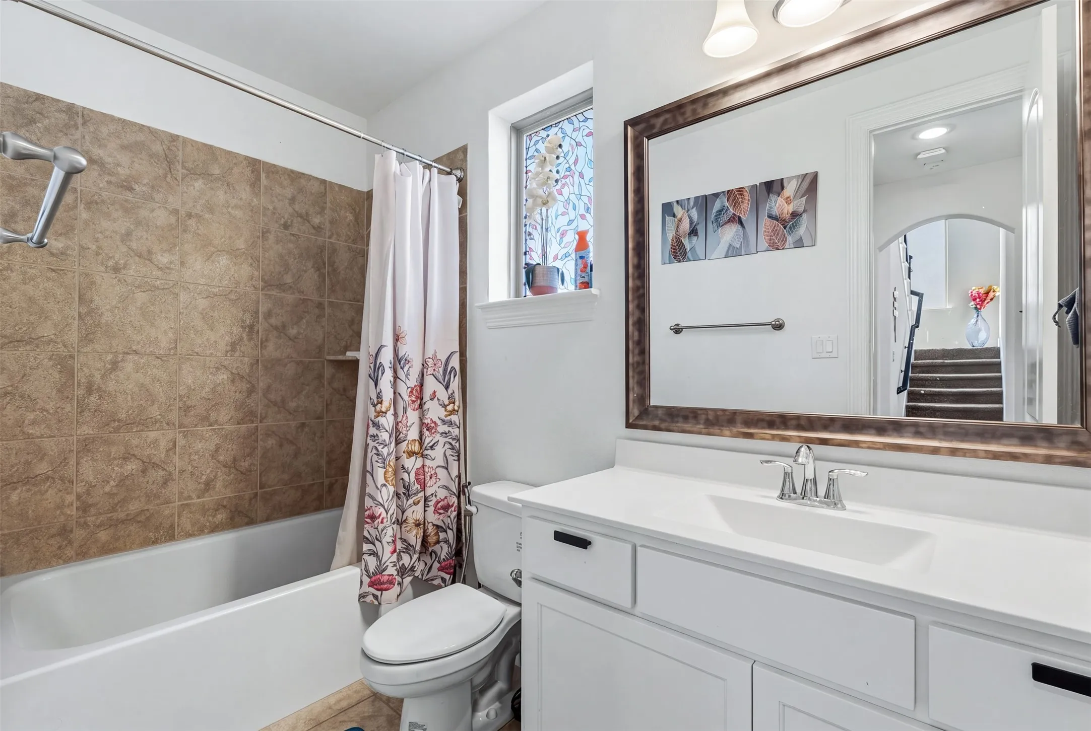 Single Family Residence For Sale in Tarrant County , 1434 Cypress Thorn Drive, Arlington, Texas 76005, 4 Bedroom, 3 Bathroom, 2 Garage spaces, 3,010 Sqft, built in 2022, mls#21394899, Real Estate Agent in Arlington, Homes For Sale in Tarrant county, Homes For Sale in Arlington, Realtor in Arlington Texas, Real Estate Brokerage Independent Realty Texas, Luminita Cordes Realtor