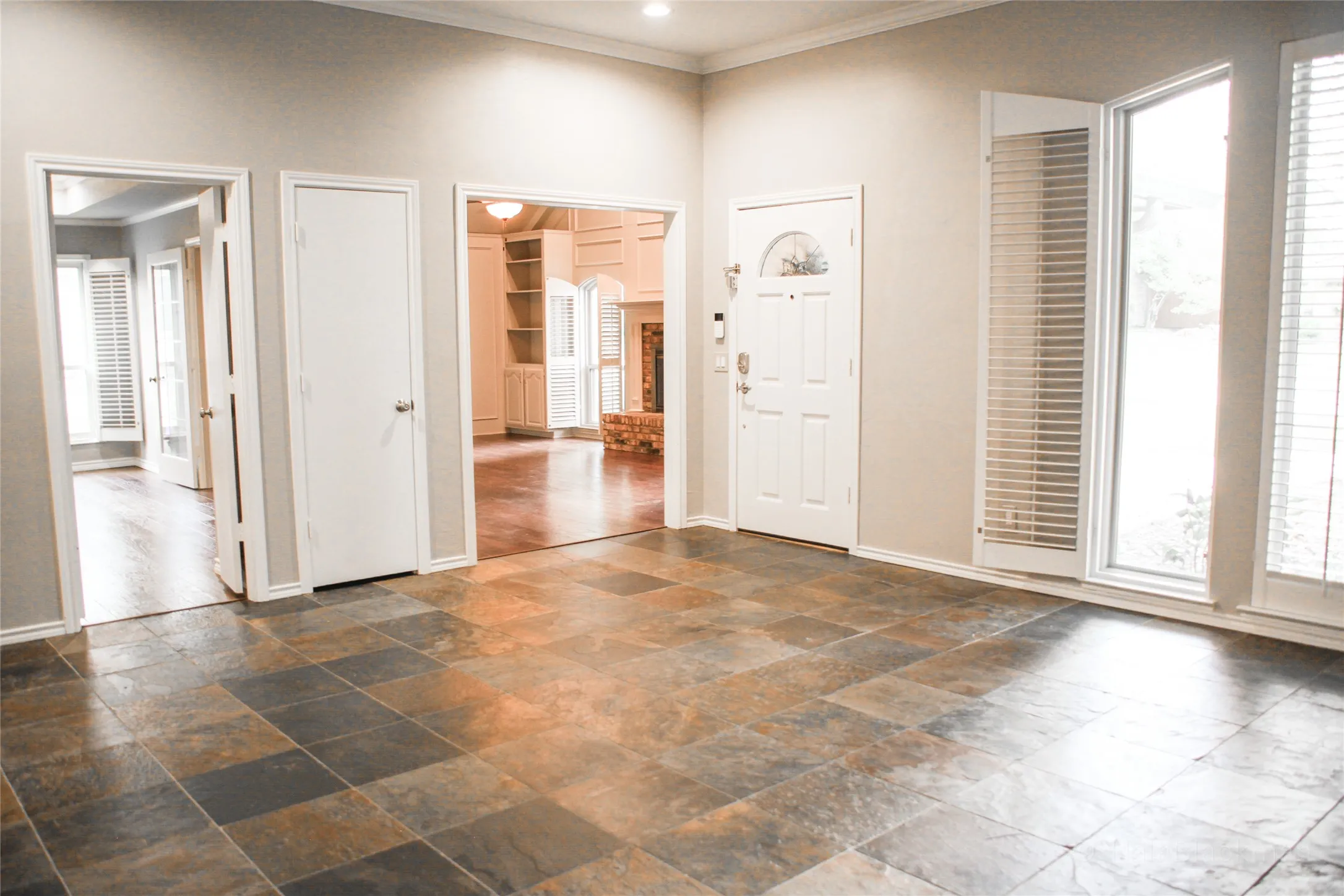 Single Family Residence For Sale in Collin County , 2304 Skipwith Drive, Plano, Texas 75023, 4 Bedroom, 3 Bathroom, 2 Garage spaces, 2,669 Sqft, built in 1983, mls#21393731, Real Estate Agent in Plano, Homes For Sale in Collin county, Homes For Sale in Plano, Realtor in Plano Texas, Real Estate Brokerage Independent Realty Texas, Luminita Cordes Realtor