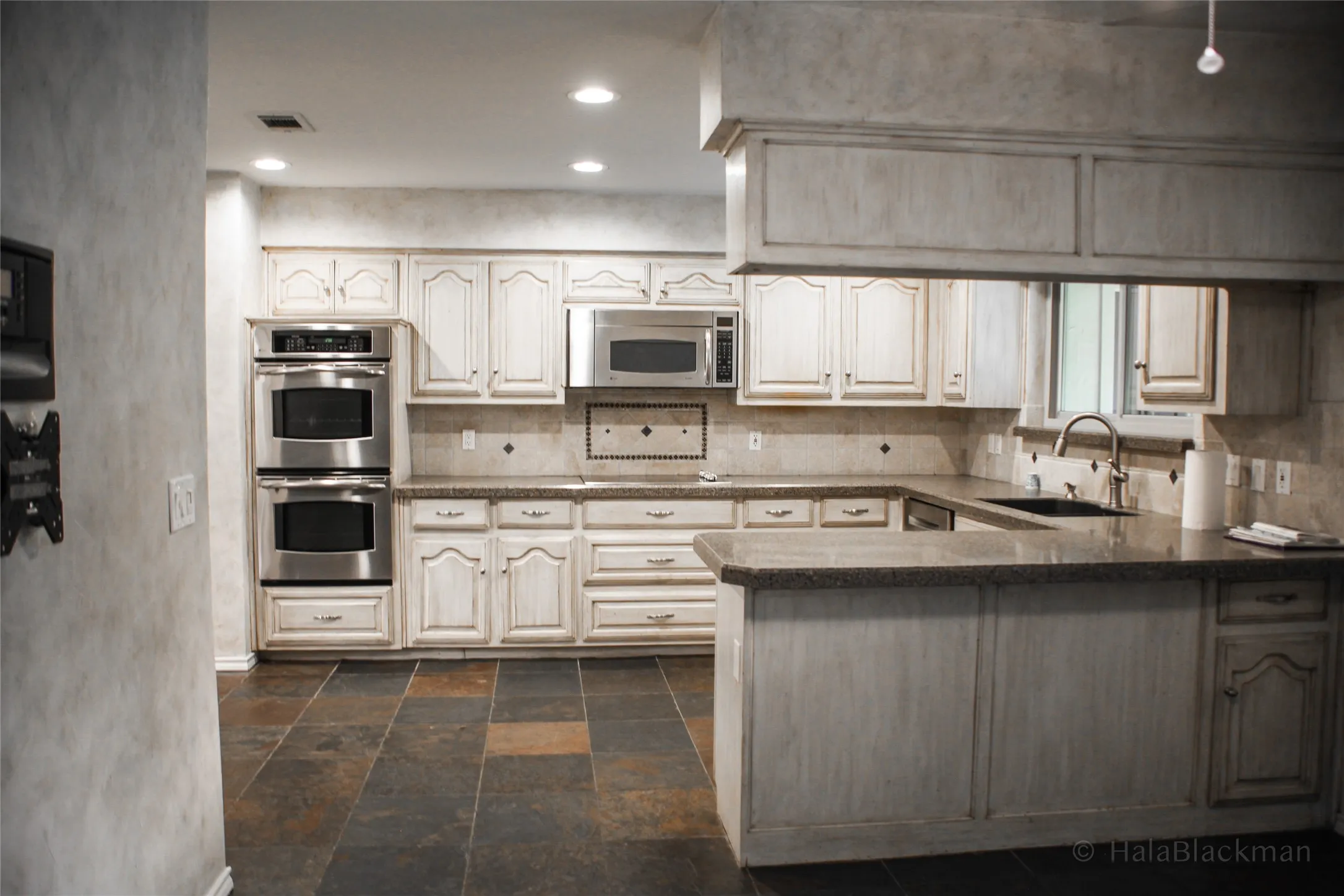 Single Family Residence For Sale in Collin County , 2304 Skipwith Drive, Plano, Texas 75023, 4 Bedroom, 3 Bathroom, 2 Garage spaces, 2,669 Sqft, built in 1983, mls#21393731, Real Estate Agent in Plano, Homes For Sale in Collin county, Homes For Sale in Plano, Realtor in Plano Texas, Real Estate Brokerage Independent Realty Texas, Luminita Cordes Realtor