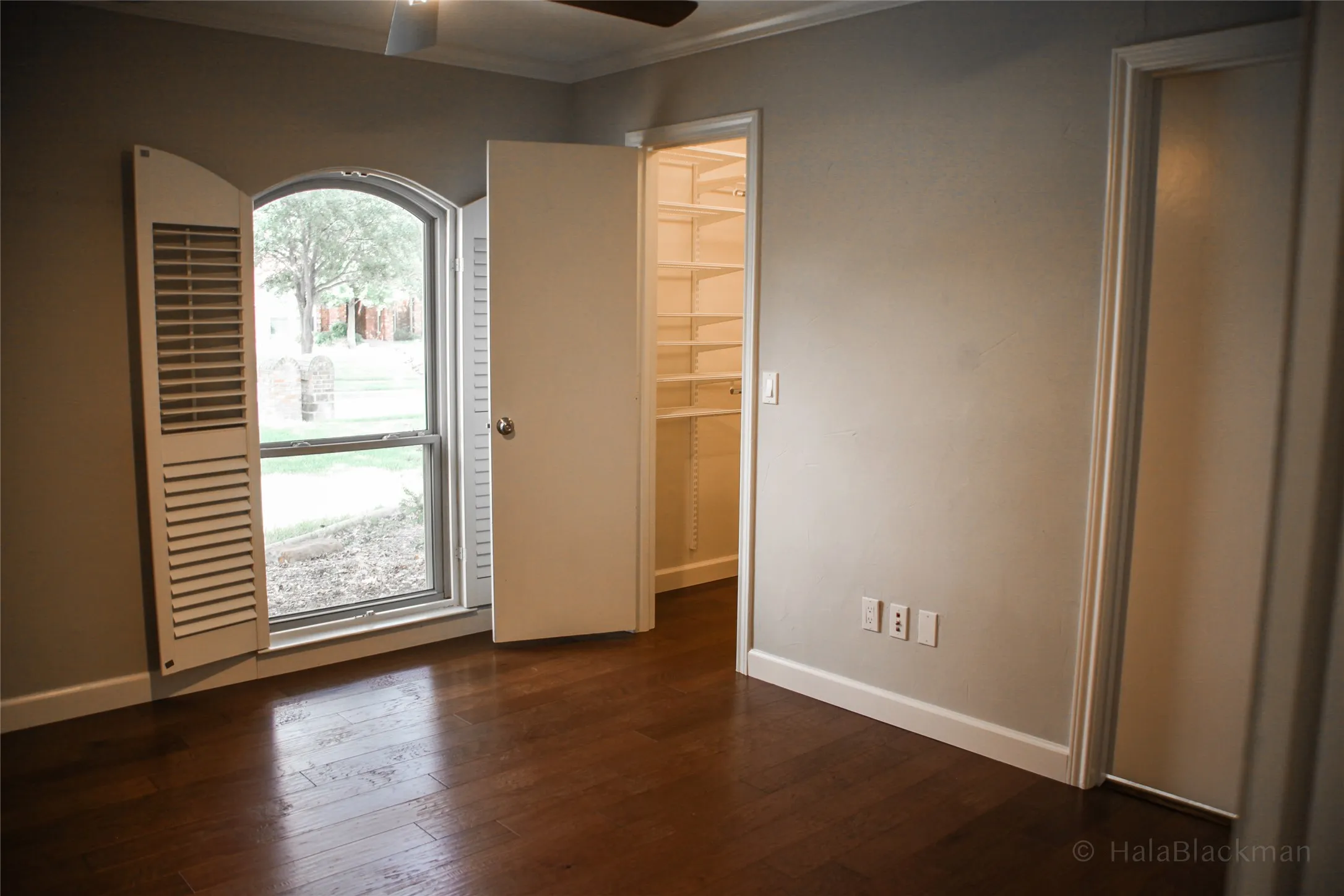 Single Family Residence For Sale in Collin County , 2304 Skipwith Drive, Plano, Texas 75023, 4 Bedroom, 3 Bathroom, 2 Garage spaces, 2,669 Sqft, built in 1983, mls#21393731, Real Estate Agent in Plano, Homes For Sale in Collin county, Homes For Sale in Plano, Realtor in Plano Texas, Real Estate Brokerage Independent Realty Texas, Luminita Cordes Realtor