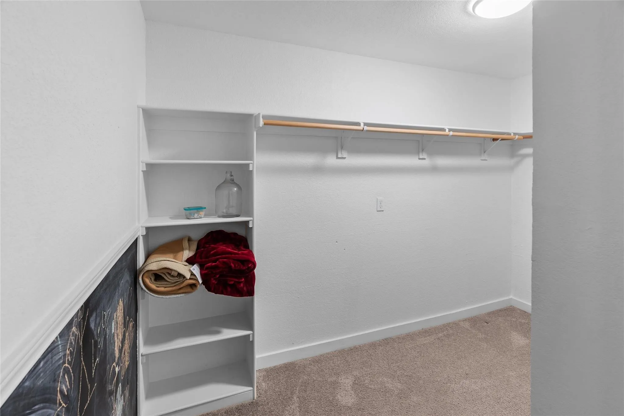 Single Family Residence For Rent in Johnson County , 9518 County Road 913, Godley, Texas 76044, 3 Bedroom, 2 Bathroom, Garage spaces, 2,498 Sqft, built in 1975, mls#21394231, Real Estate Agent in Godley, Homes For Rent in Johnson county, Homes For Rent in Godley, Realtor in Godley Texas, Real Estate Brokerage Independent Realty Texas, Luminita Cordes Realtor