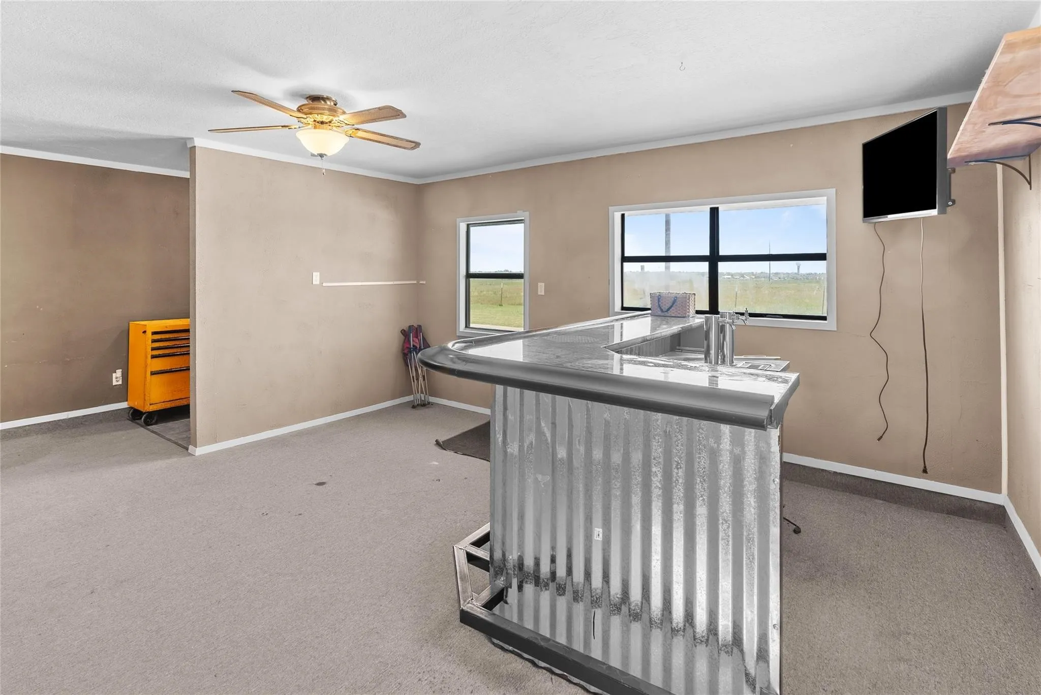 Single Family Residence For Rent in Johnson County , 9518 County Road 913, Godley, Texas 76044, 3 Bedroom, 2 Bathroom, Garage spaces, 2,498 Sqft, built in 1975, mls#21394231, Real Estate Agent in Godley, Homes For Rent in Johnson county, Homes For Rent in Godley, Realtor in Godley Texas, Real Estate Brokerage Independent Realty Texas, Luminita Cordes Realtor