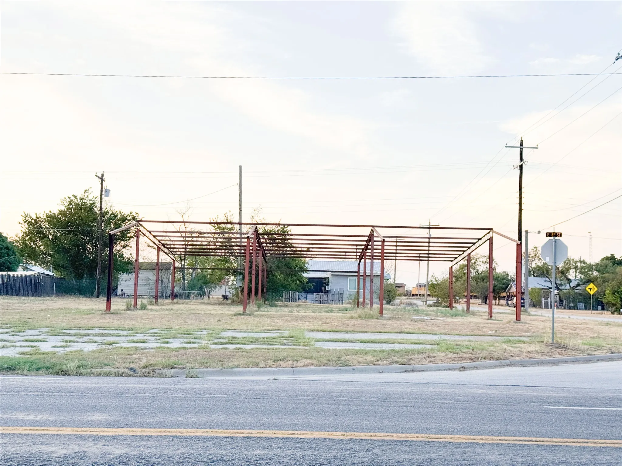 Unimproved Land For Sale in Eastland County , 511 E 8th Street, Cisco, Texas 76437, 0, 0, Garage spaces, 0 Sqft, built in 0, mls#21395674, Real Estate Agent in Cisco, Homes For Sale in Eastland county, Homes For Sale in Cisco, Realtor in Cisco Texas, Real Estate Brokerage Independent Realty Texas, Luminita Cordes Realtor