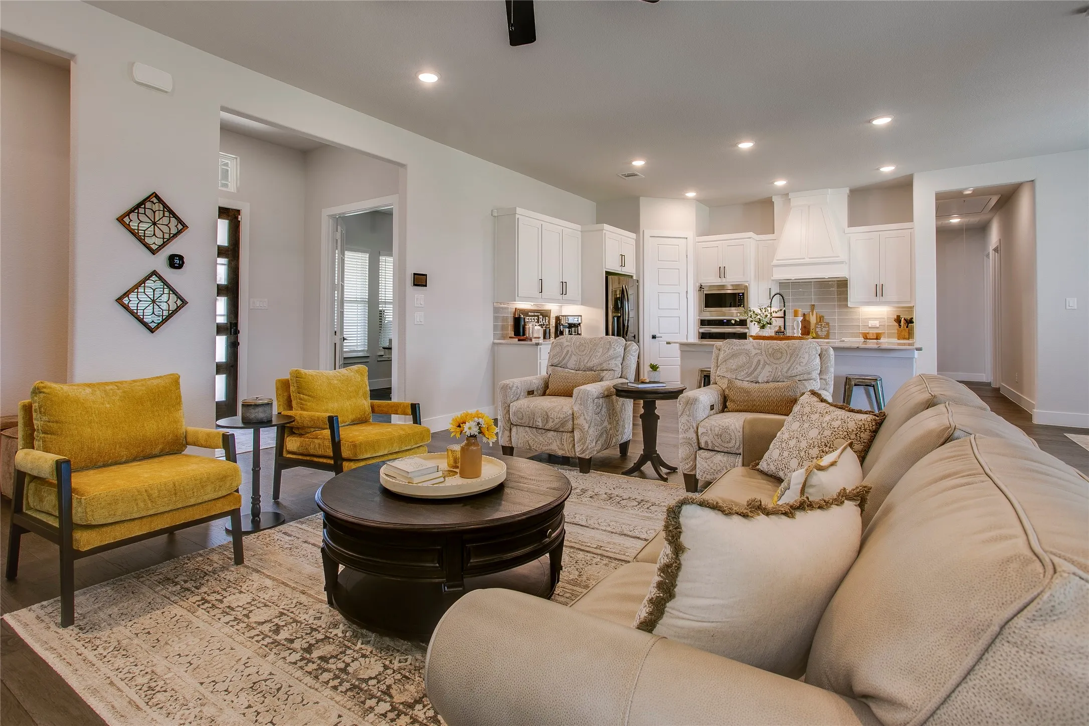 Single Family Residence For Sale in Ellis County , 1730 Blackfoot Parkway, Waxahachie, Texas 75165, 4 Bedroom, 3 Bathroom, 3 Garage spaces, 2,585 Sqft, built in 2024, mls#21390571, Real Estate Agent in Waxahachie, Homes For Sale in Ellis county, Homes For Sale in Waxahachie, Realtor in Waxahachie Texas, Real Estate Brokerage Independent Realty Texas, Luminita Cordes Realtor