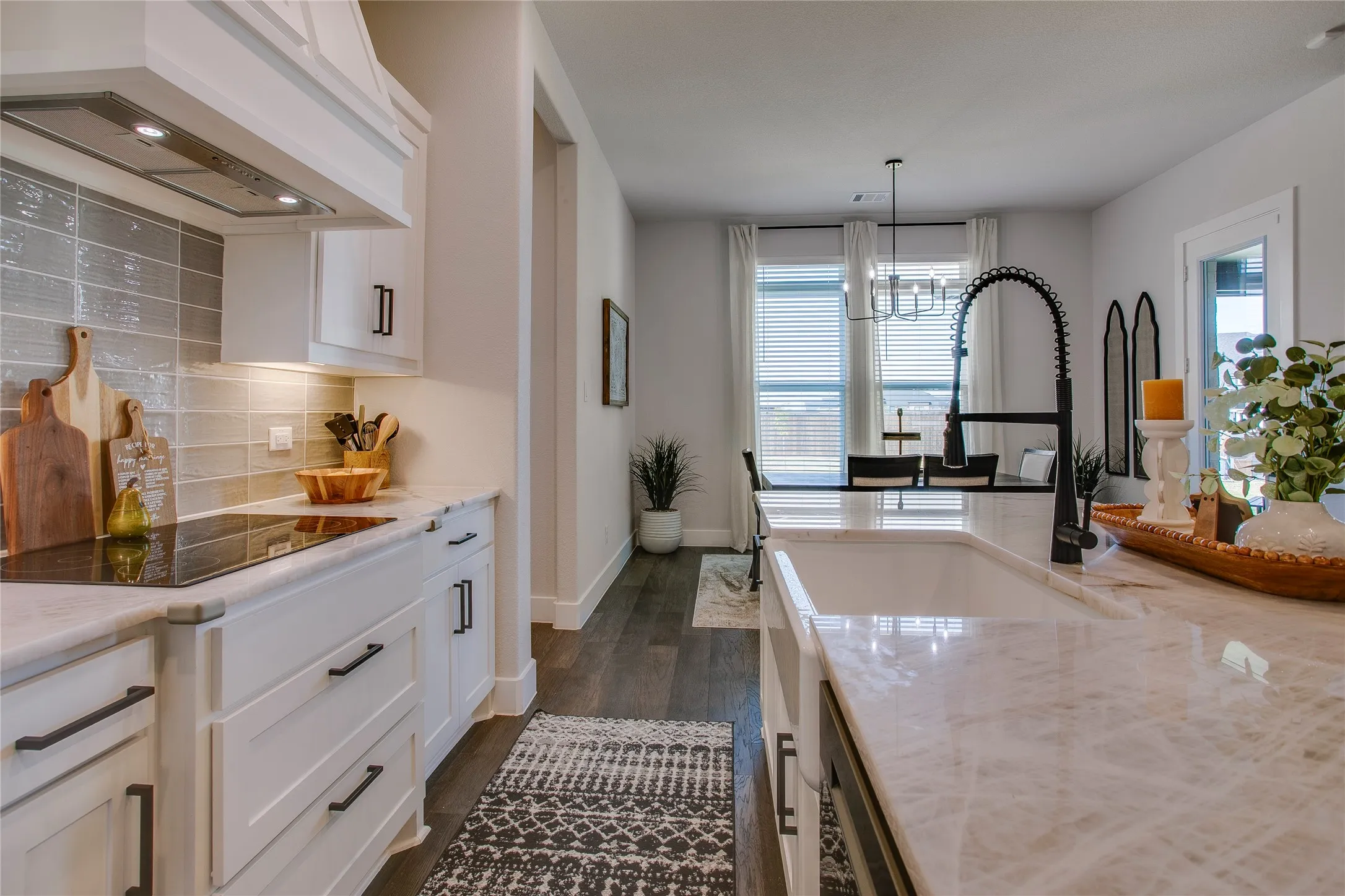 Single Family Residence For Sale in Ellis County , 1730 Blackfoot Parkway, Waxahachie, Texas 75165, 4 Bedroom, 3 Bathroom, 3 Garage spaces, 2,585 Sqft, built in 2024, mls#21390571, Real Estate Agent in Waxahachie, Homes For Sale in Ellis county, Homes For Sale in Waxahachie, Realtor in Waxahachie Texas, Real Estate Brokerage Independent Realty Texas, Luminita Cordes Realtor