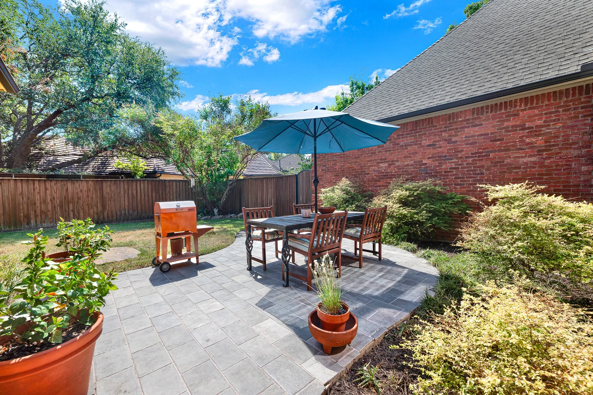Enjoy this patio!