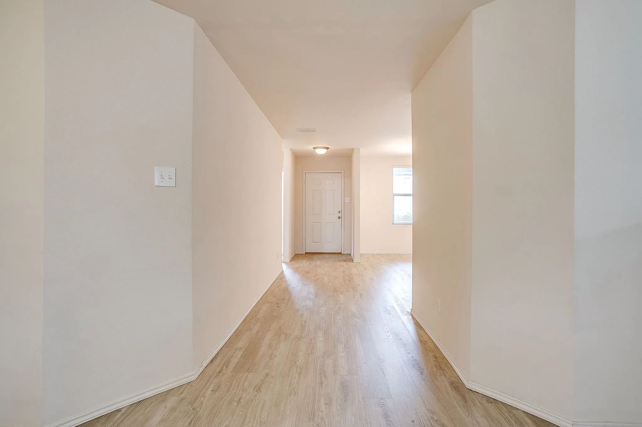 Single Family Residence For Sale in Johnson County , 1313 Lauren Drive, Burleson, Texas 76028, 3 Bedroom, 2 Bathroom, 2 Garage spaces, 1,771 Sqft, built in 2006, mls#21395673, Real Estate Agent in Burleson, Homes For Sale in Johnson county, Homes For Sale in Burleson, Realtor in Burleson Texas, Real Estate Brokerage Independent Realty Texas, Luminita Cordes Realtor