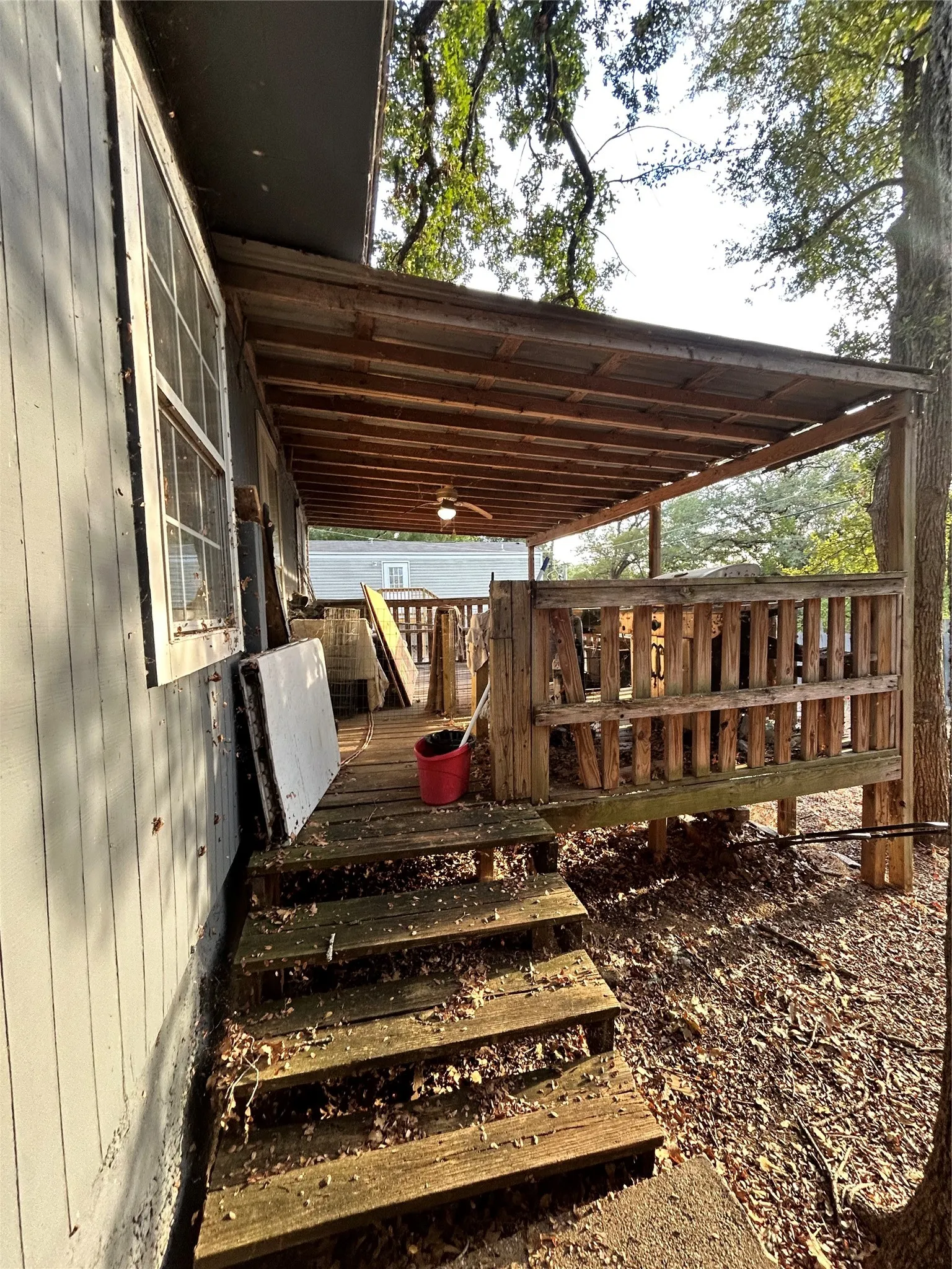 Single Family Residence For Sale in Henderson County , 235 Wildwind Street, Gun Barrel City, Texas 75156, 3 Bedroom, 2 Bathroom, Garage spaces, 1,410 Sqft, built in 1993, mls#21395689, Real Estate Agent in Gun Barrel City, Homes For Sale in Henderson county, Homes For Sale in Gun Barrel City, Realtor in Gun Barrel City Texas, Real Estate Brokerage Independent Realty Texas, Luminita Cordes Realtor